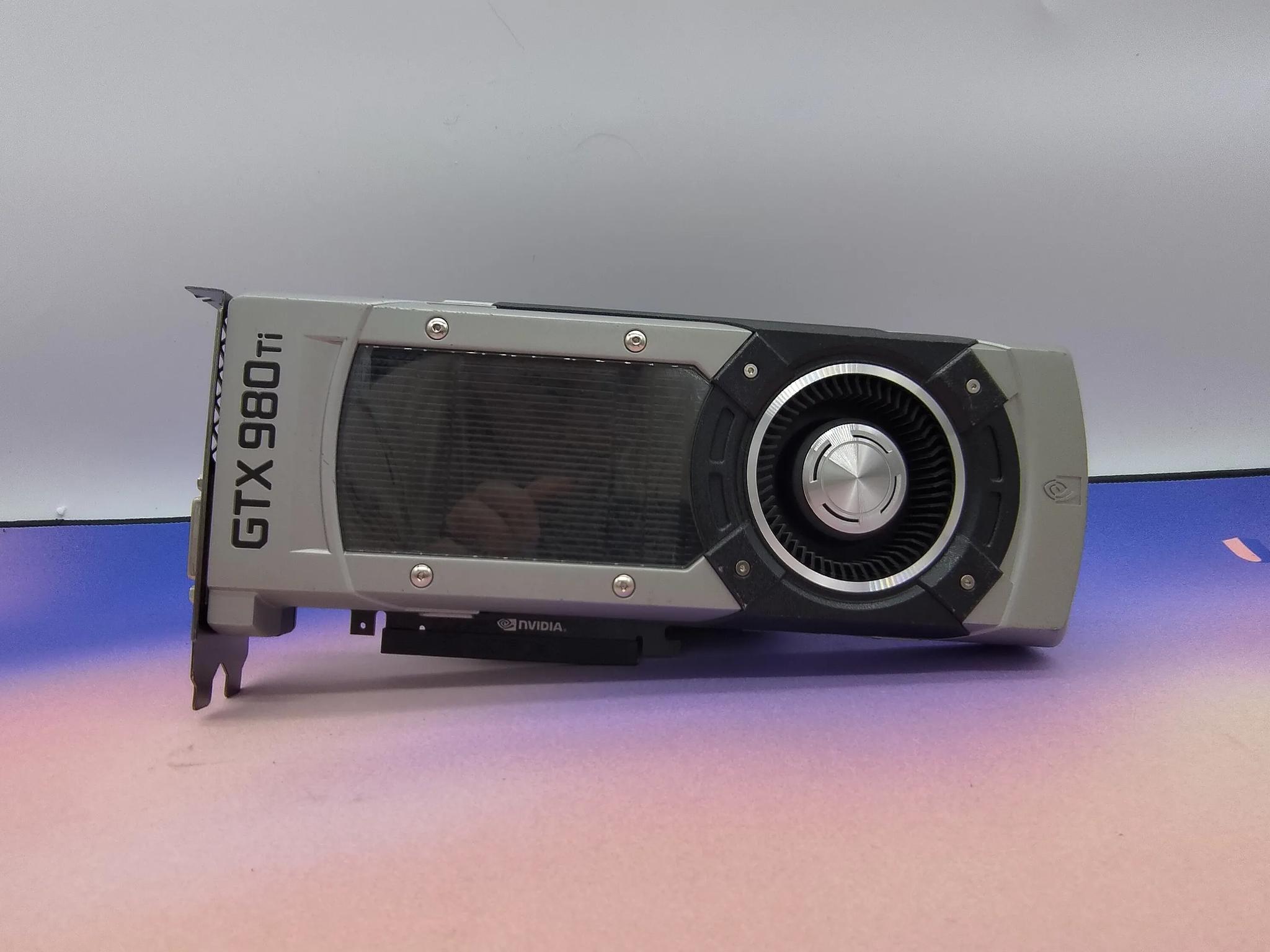 Nvidia GTX 980Ti Founder's Edition