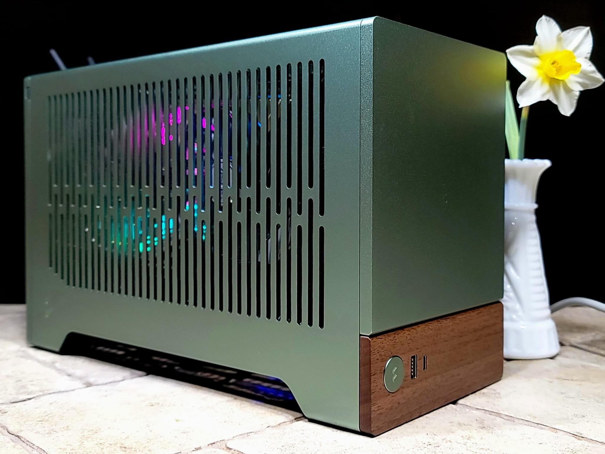 Pettit Classic--i3 13100F, RTX 3060 TI KO Edition, 64 GB RAM, Z690i, 1Tb NVMe, WiFi/BT/Ethernet