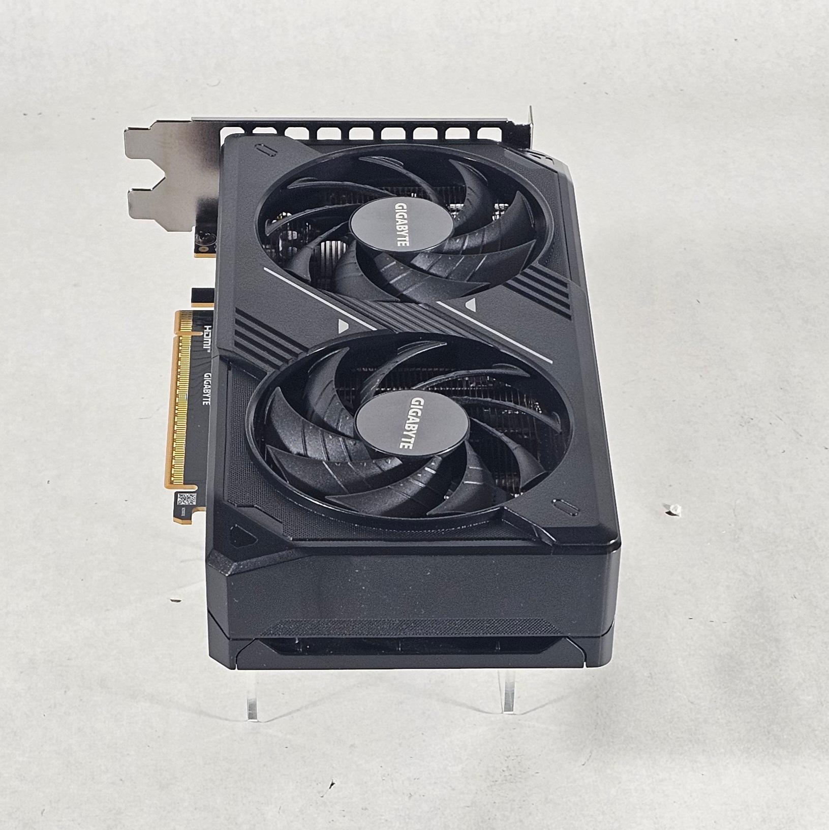RTX 5050 Gigabyte 8GB