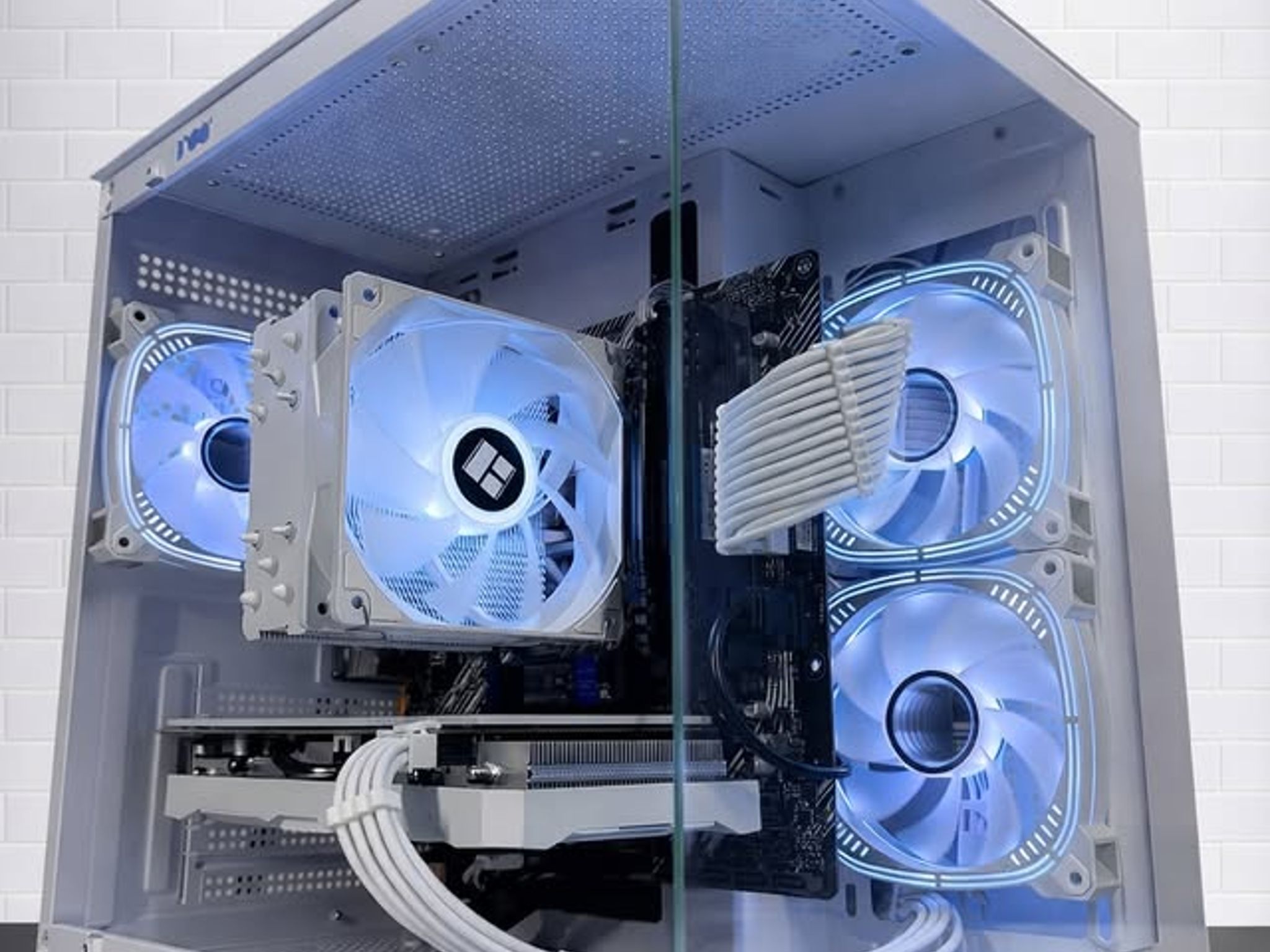 🎮 RTX 2060 Super Gaming PC – Clean White Build | Ready to Play 🎮
