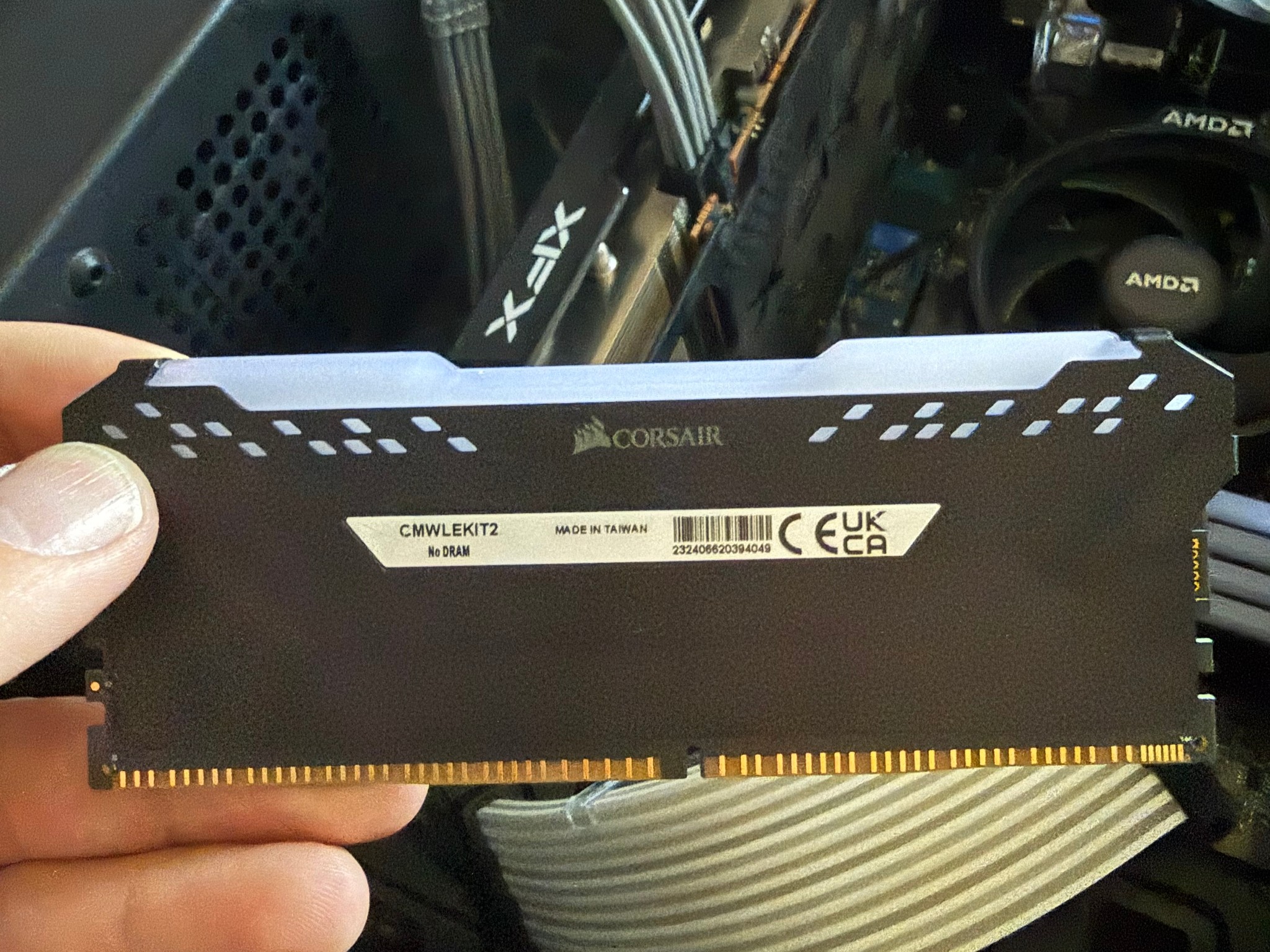Corsair Vengeance DDR4 RGB Dummy sticks