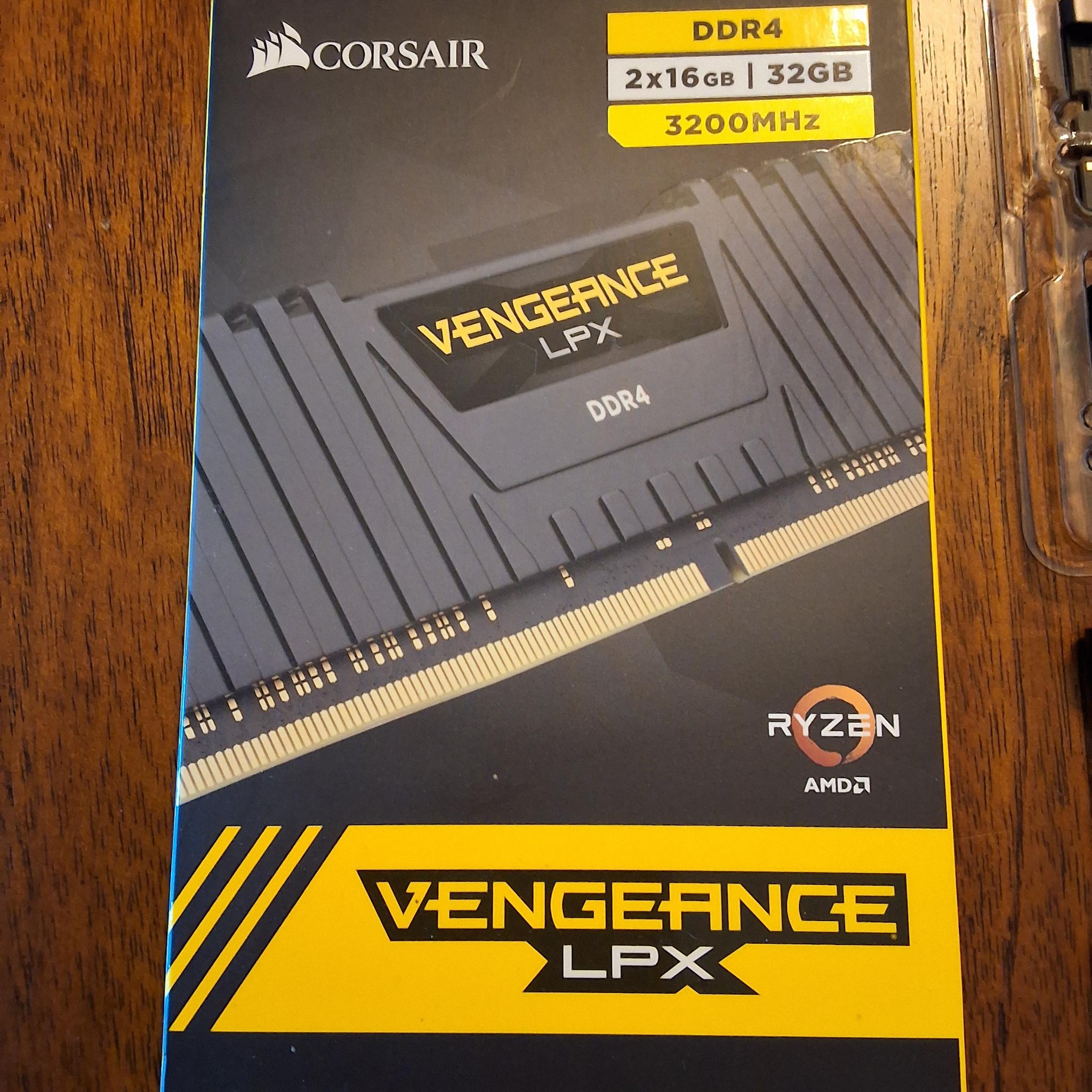 Corsair 64GB DDR4-3200 (4x16GB) CMK32GX4M2Z3200C16