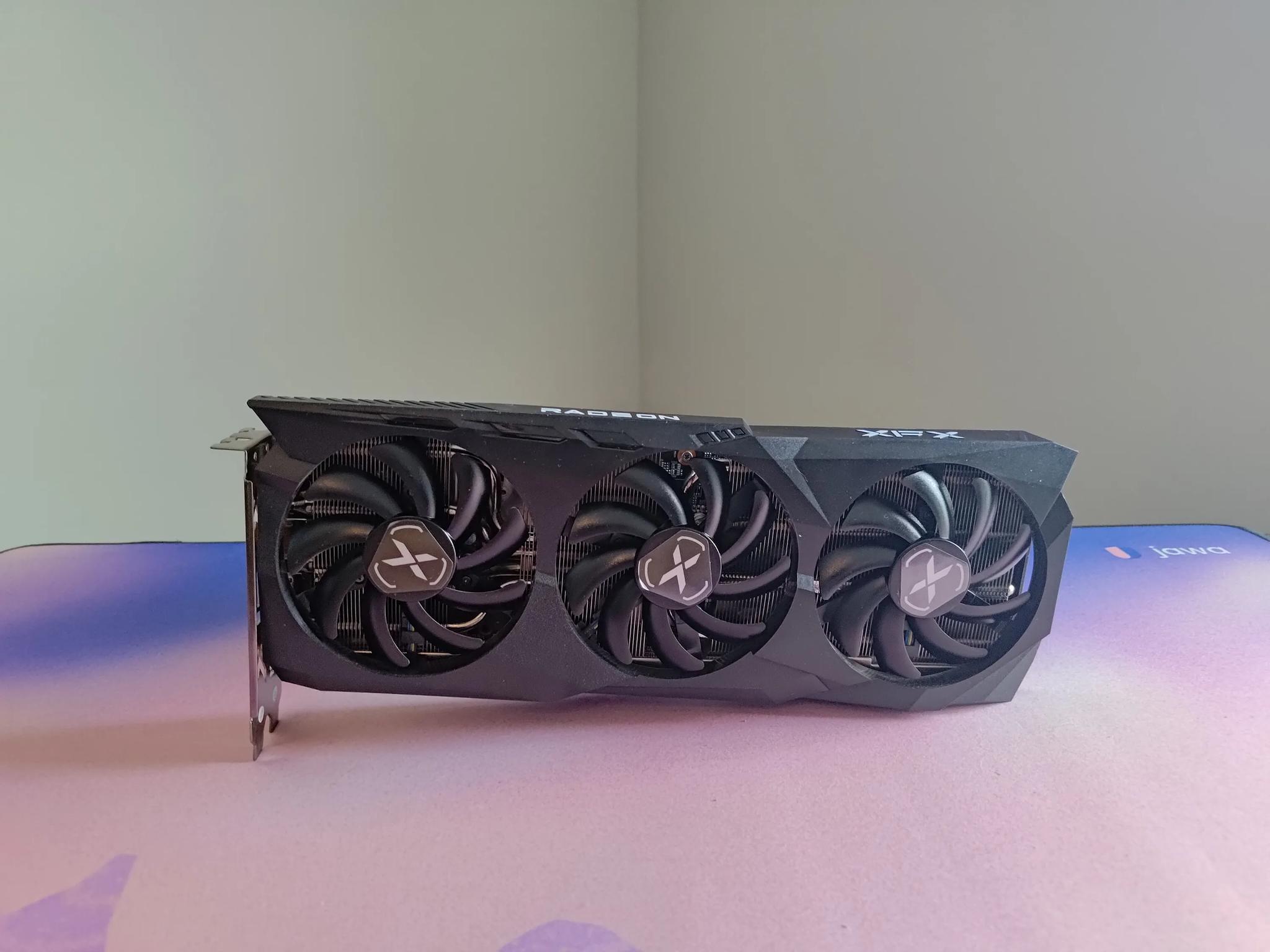 XFX SWFT 309 RX 6700XT