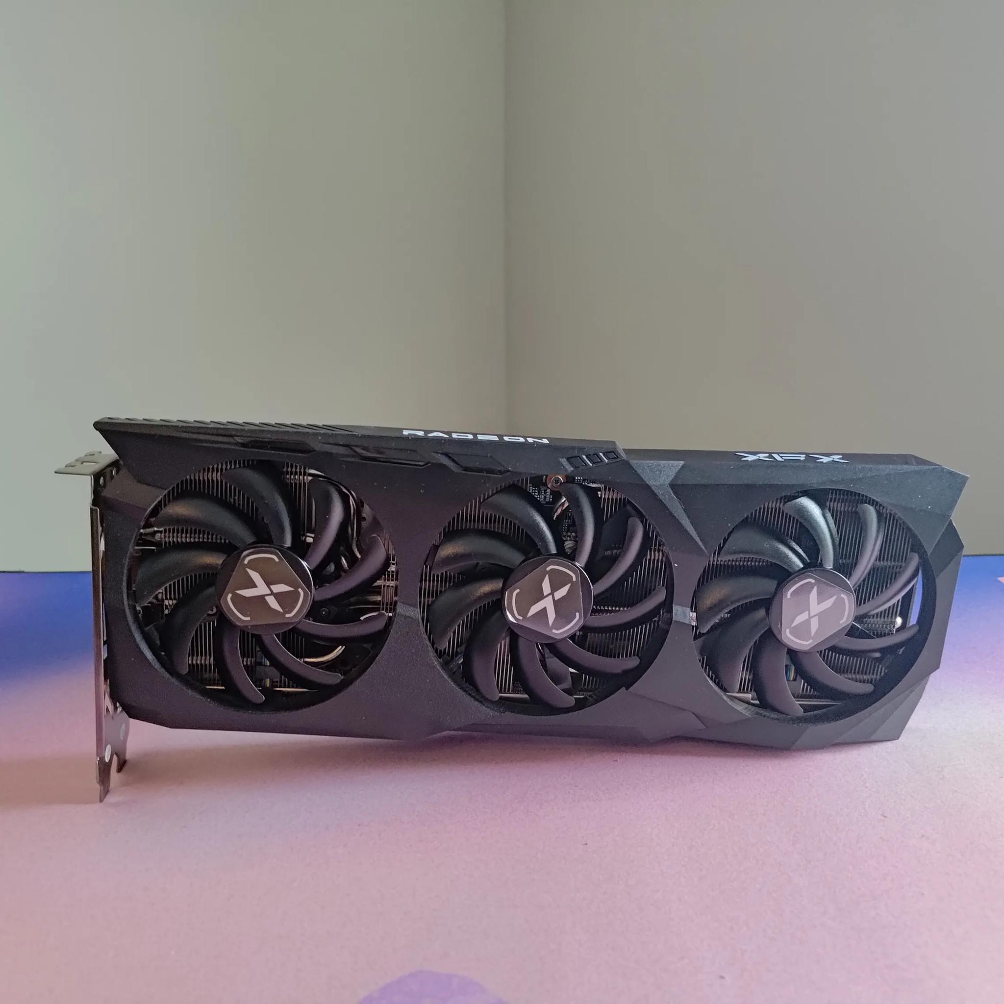 XFX SWFT 309 RX 6700XT