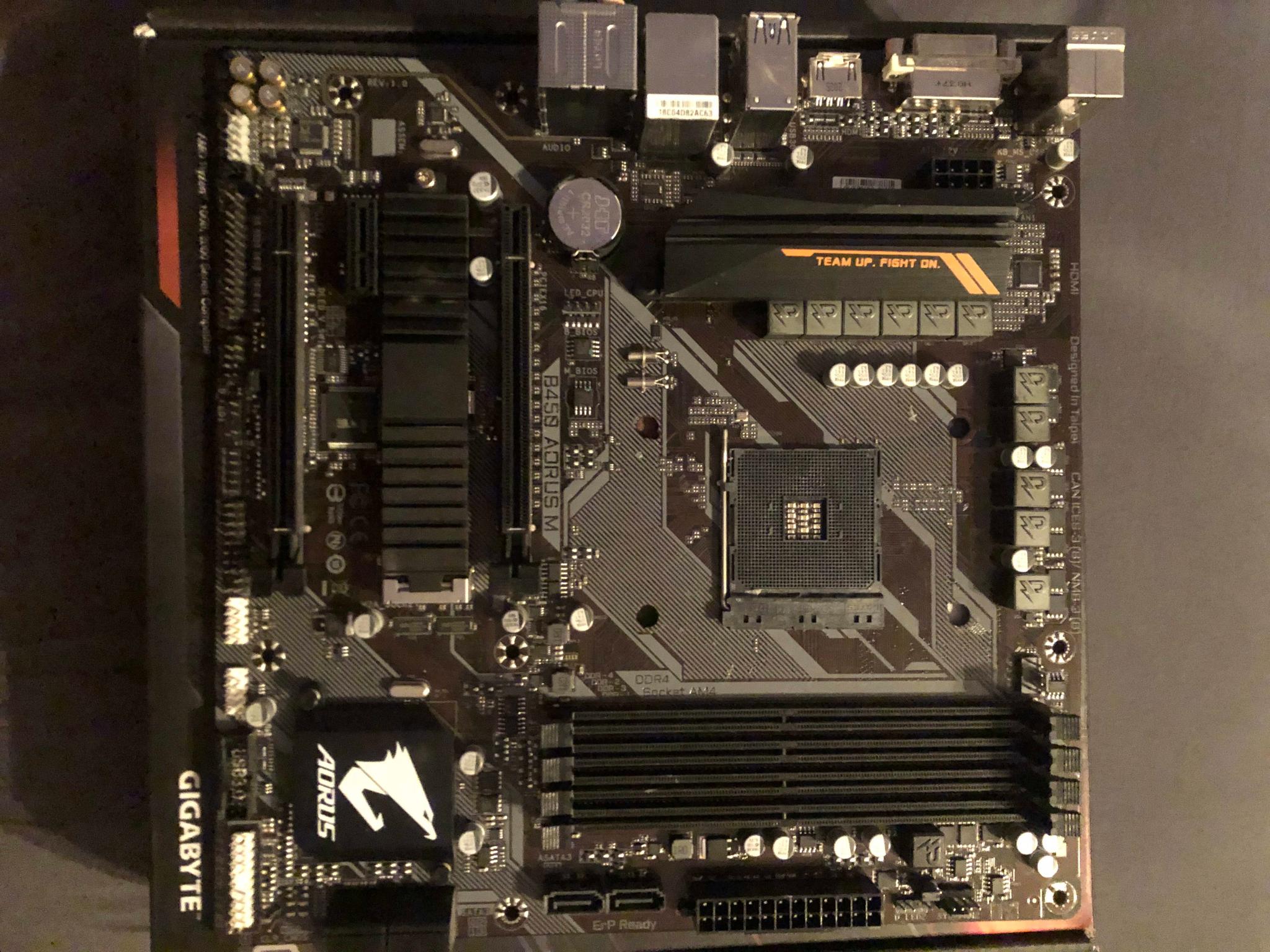 Gigabyte B450 AORUS M Micro ATX AM4 Motherboard