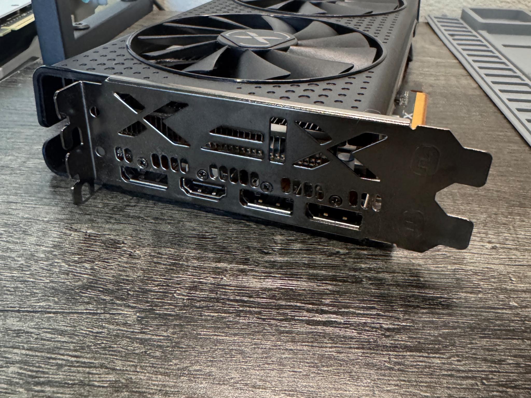 XFX Speedster SWFT 210 Radeon RX 6600 8GB