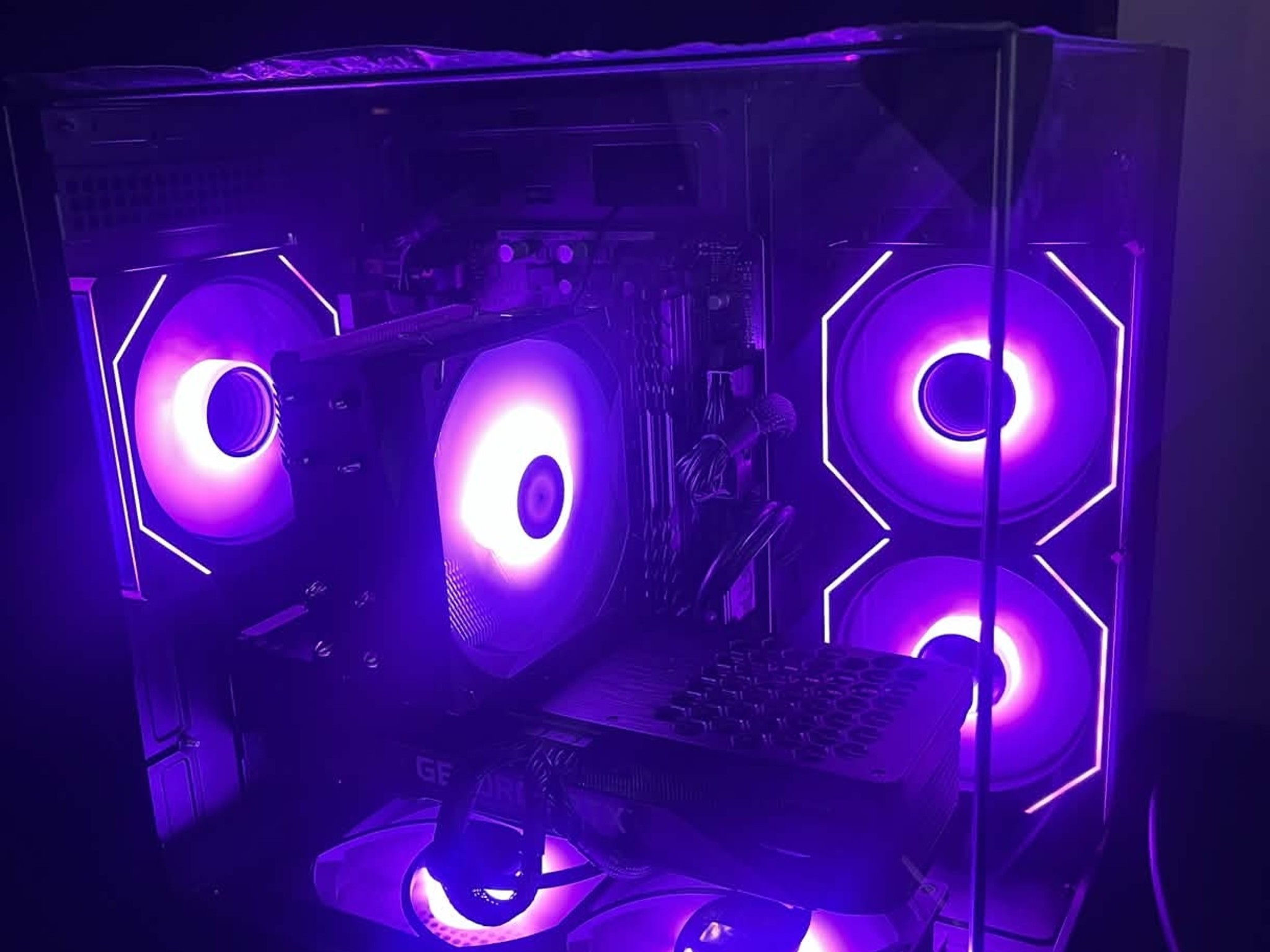 Mini Gaming PC | Ryzen 5600 | RTX 3070 | 1 TB SSD | 16GB DDR4
