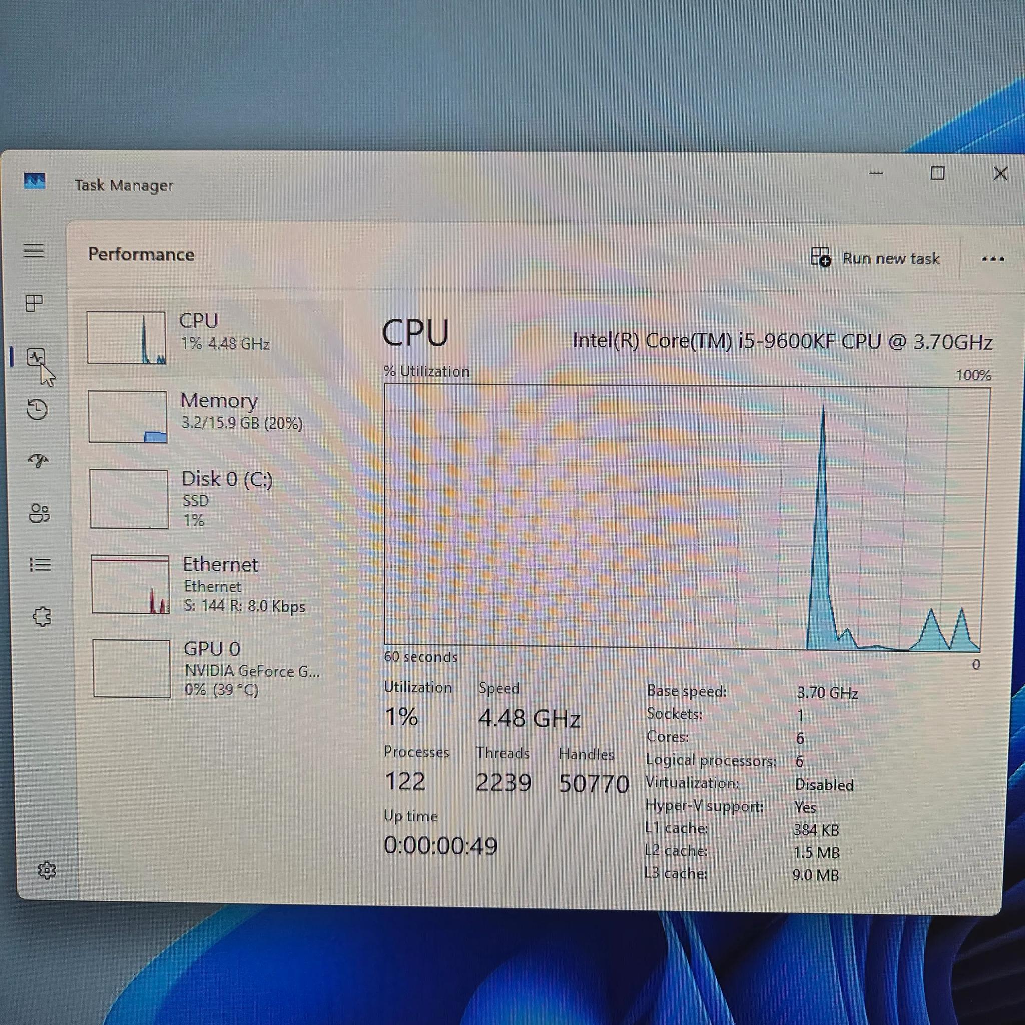 9600KF - GTX 1660 - 16GB DDR4 3200MHZ - 512GB NVME SSD