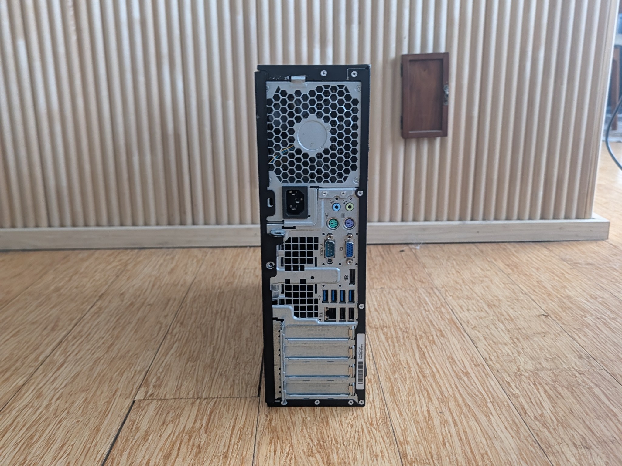 HP SFF PC | Intel Core I5 2310 | 8GB RAM | 300GB HDD |