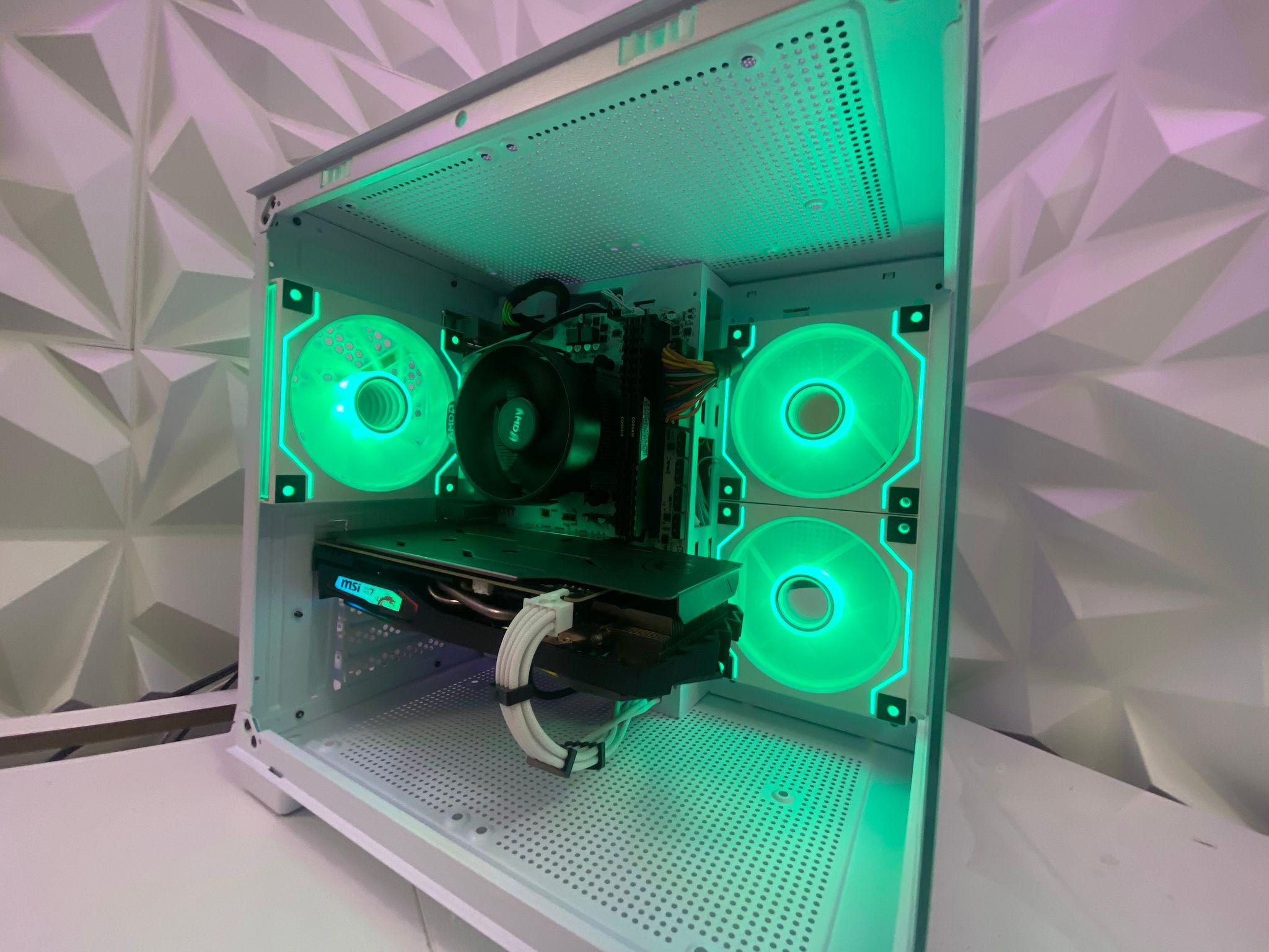 🎅🎅 White Elite Build – Ryzen 5 2600 + GTX 1660 Ti 6GB | 1080p High FPS Ready