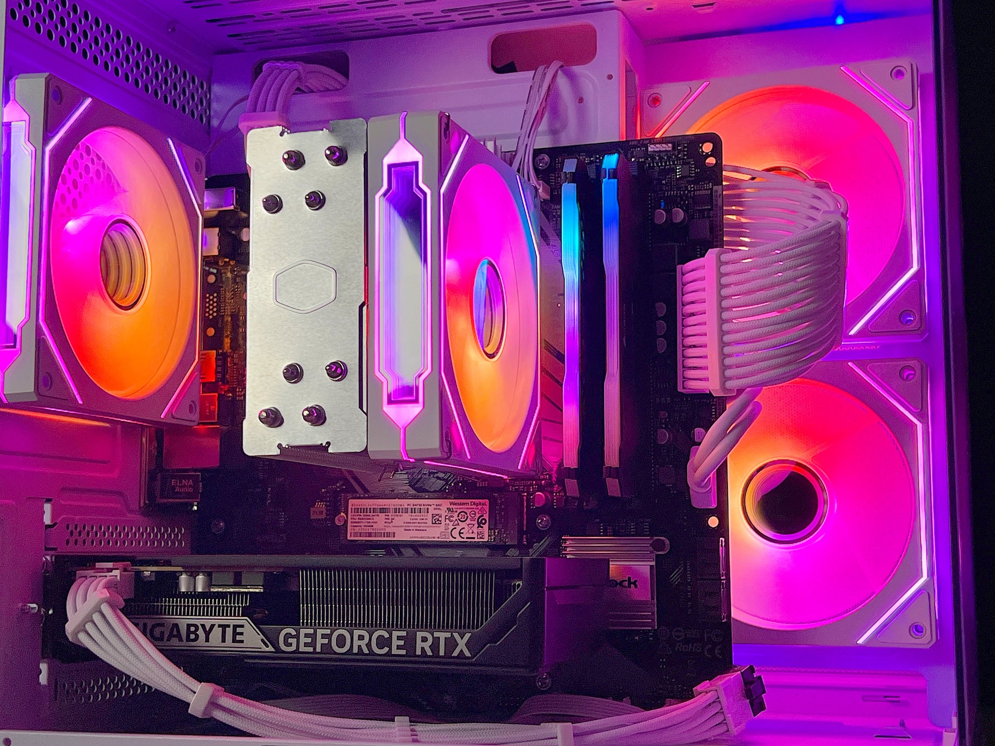 🔥 White Infinity Gaming PC - RTX 5060, Ryzen 7 2700x, 32gb, 1tb NVME