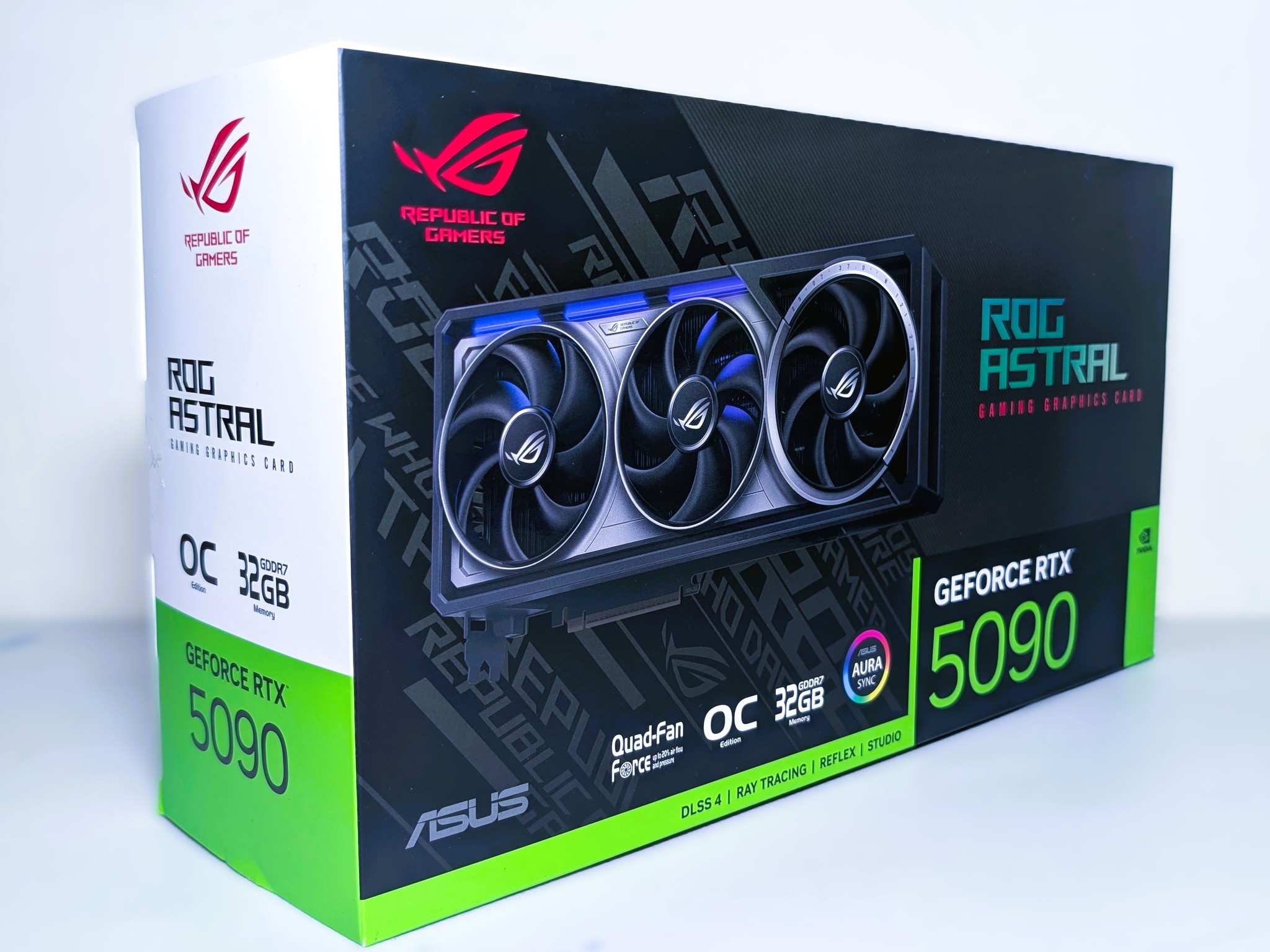 ASUS ROG Astral GeForce RTX 5090 32GB GDDR7 Graphics Card BRAND NEW