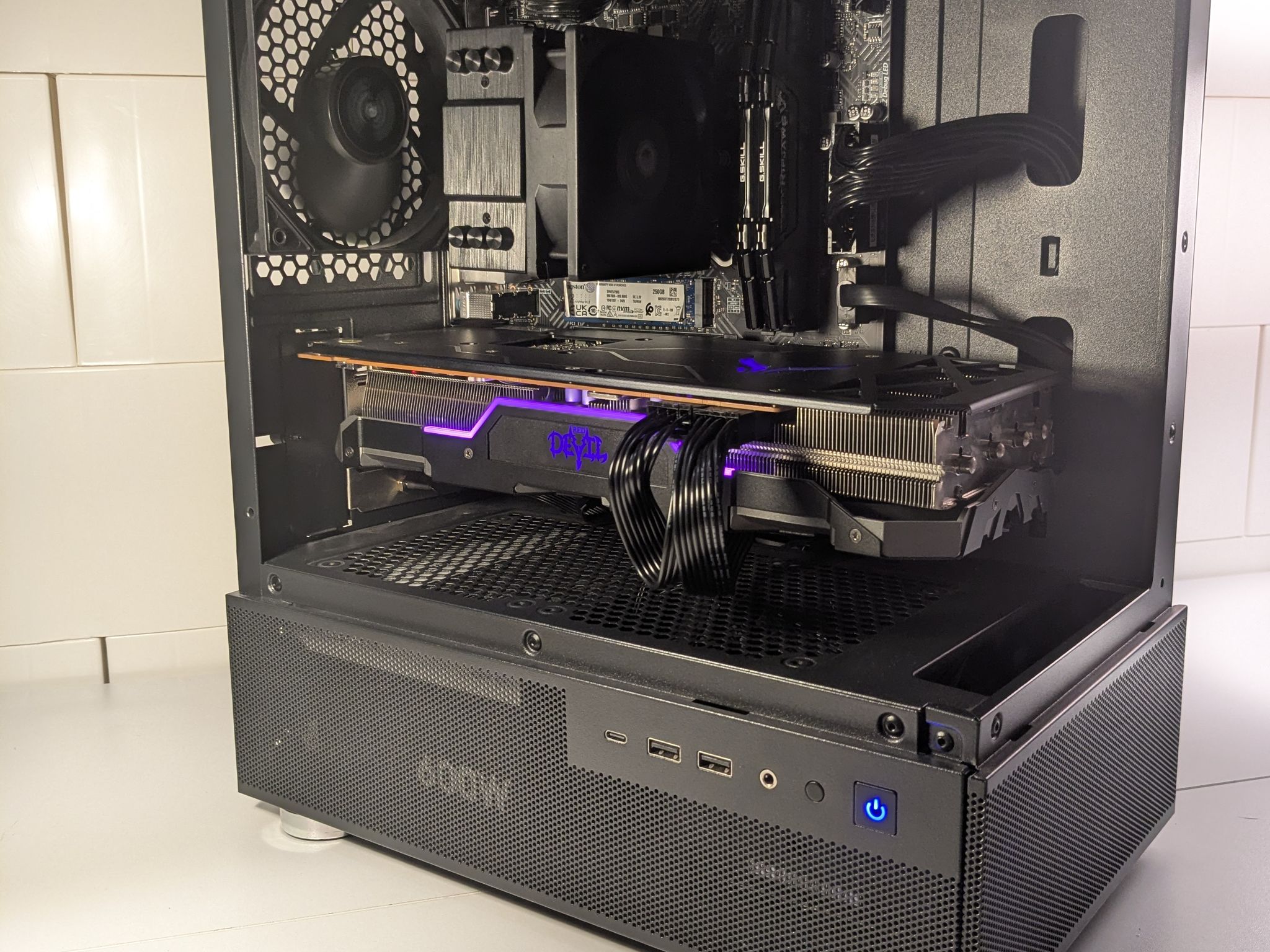 Gaming Pc-i5-14400 5700 XT 32gb DDR4 1tb Storage