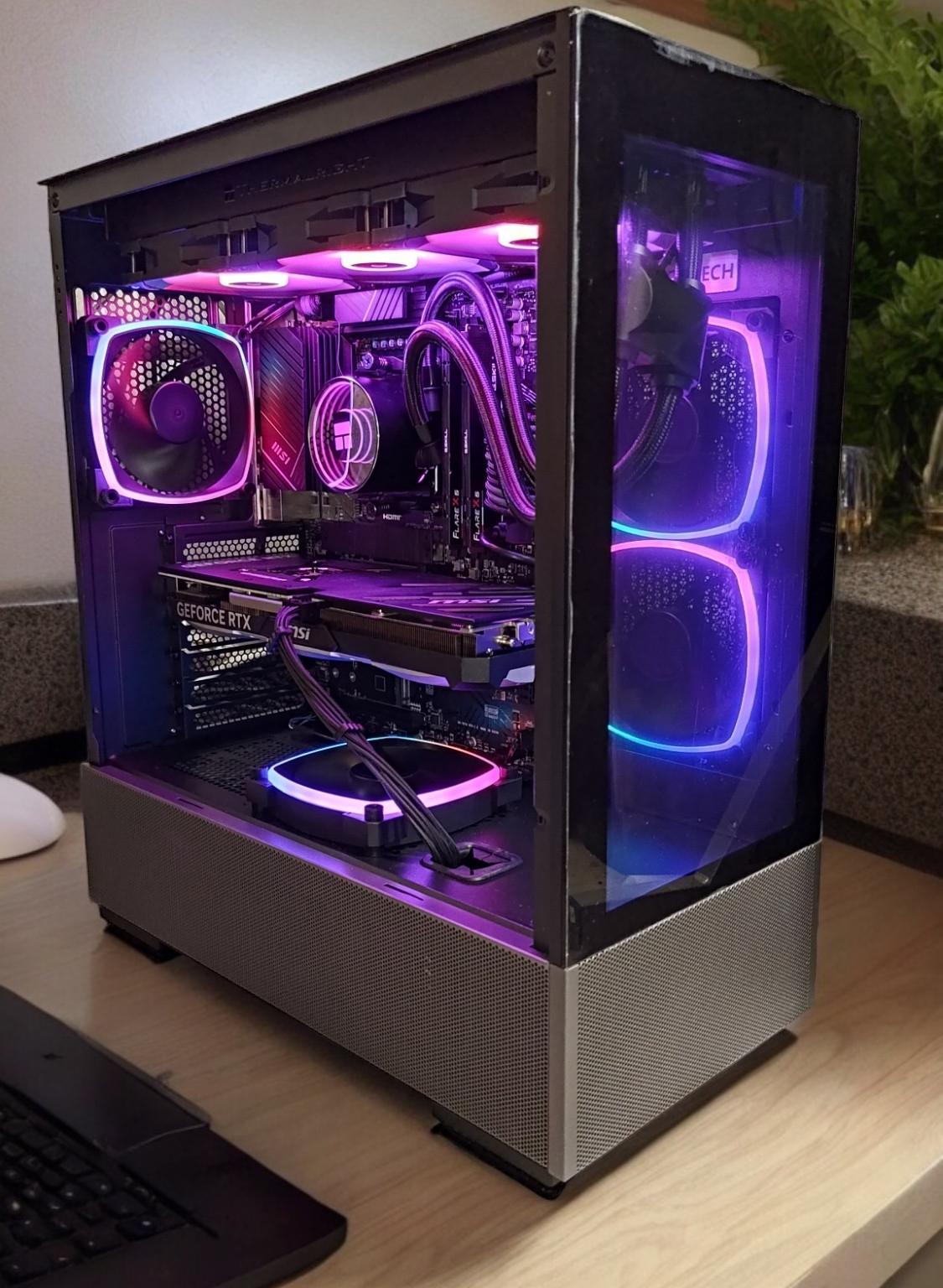 ☁︎Sky High Value!☁︎  Ryzen 7700X | RTX 4070 | 2TB NVME | 32GB Ram!