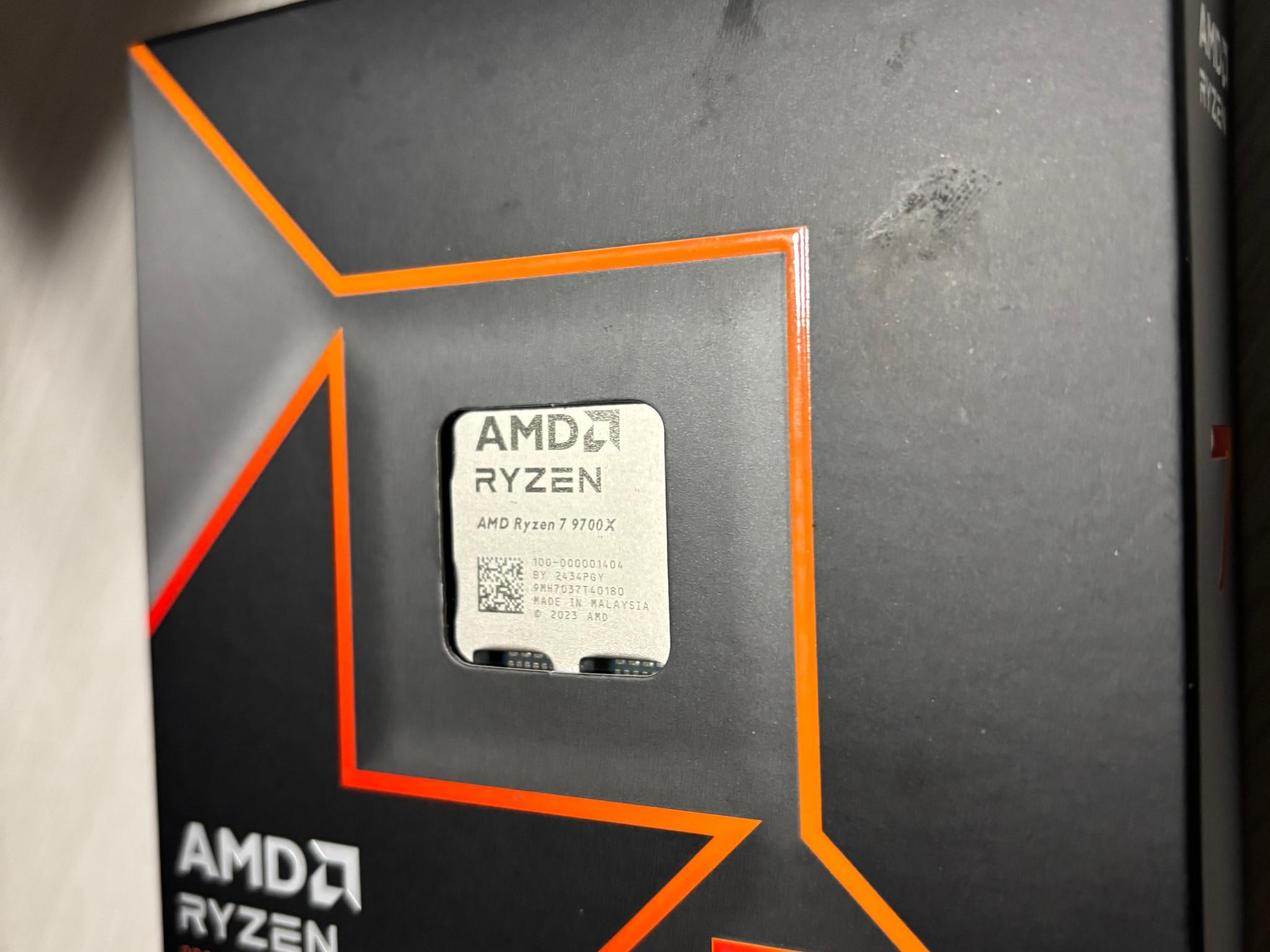 AMD Ryzen 7 9700x