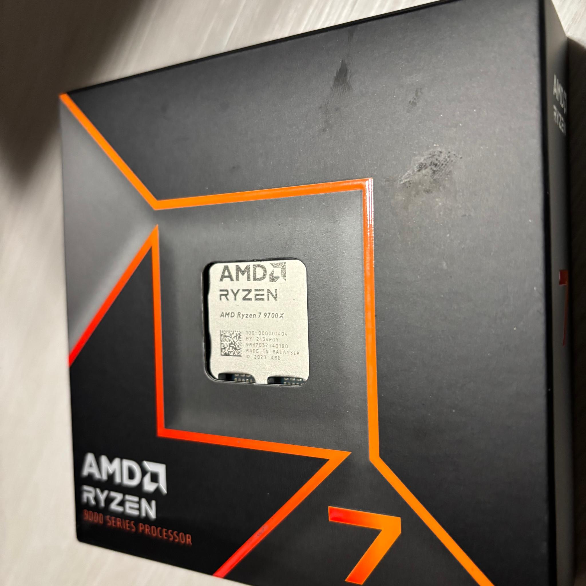 AMD Ryzen 7 9700x