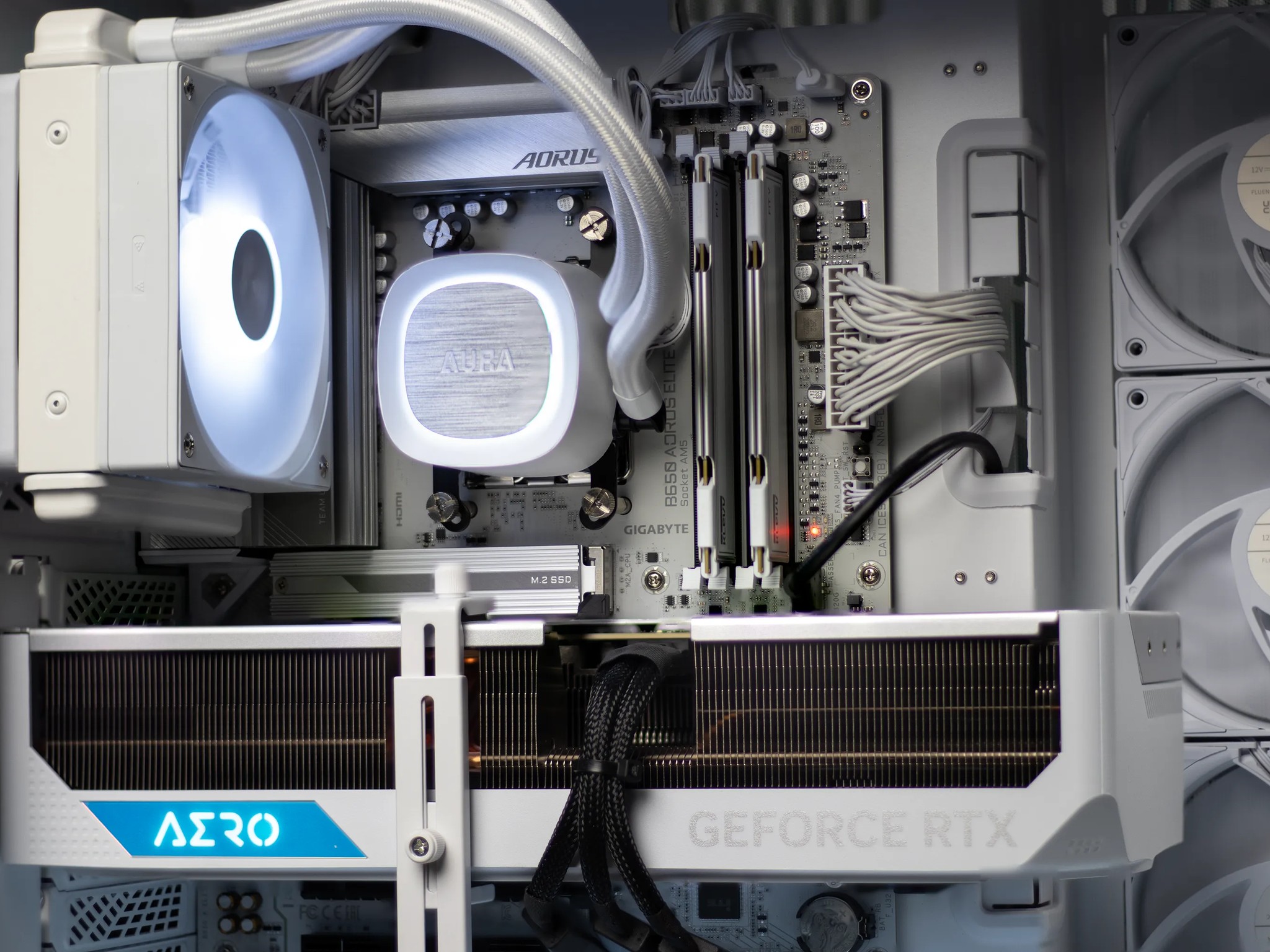 “Platium” RTX 4080S Ryzen 7 7800X3D 32GB Windows 11 2TB Workstation Gaming PC