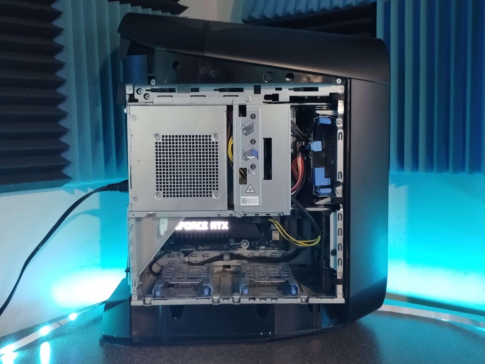 Alienware: i5 32GB RAM RTX2060, deep-cleaned and upgraded