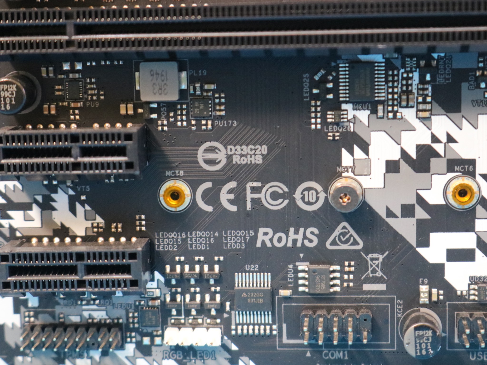 *Updated BIOS* ASRock B450 Steel Legend AMD Socket AM4 DDR4 ATX Desktop Motherboard No I/O Shield