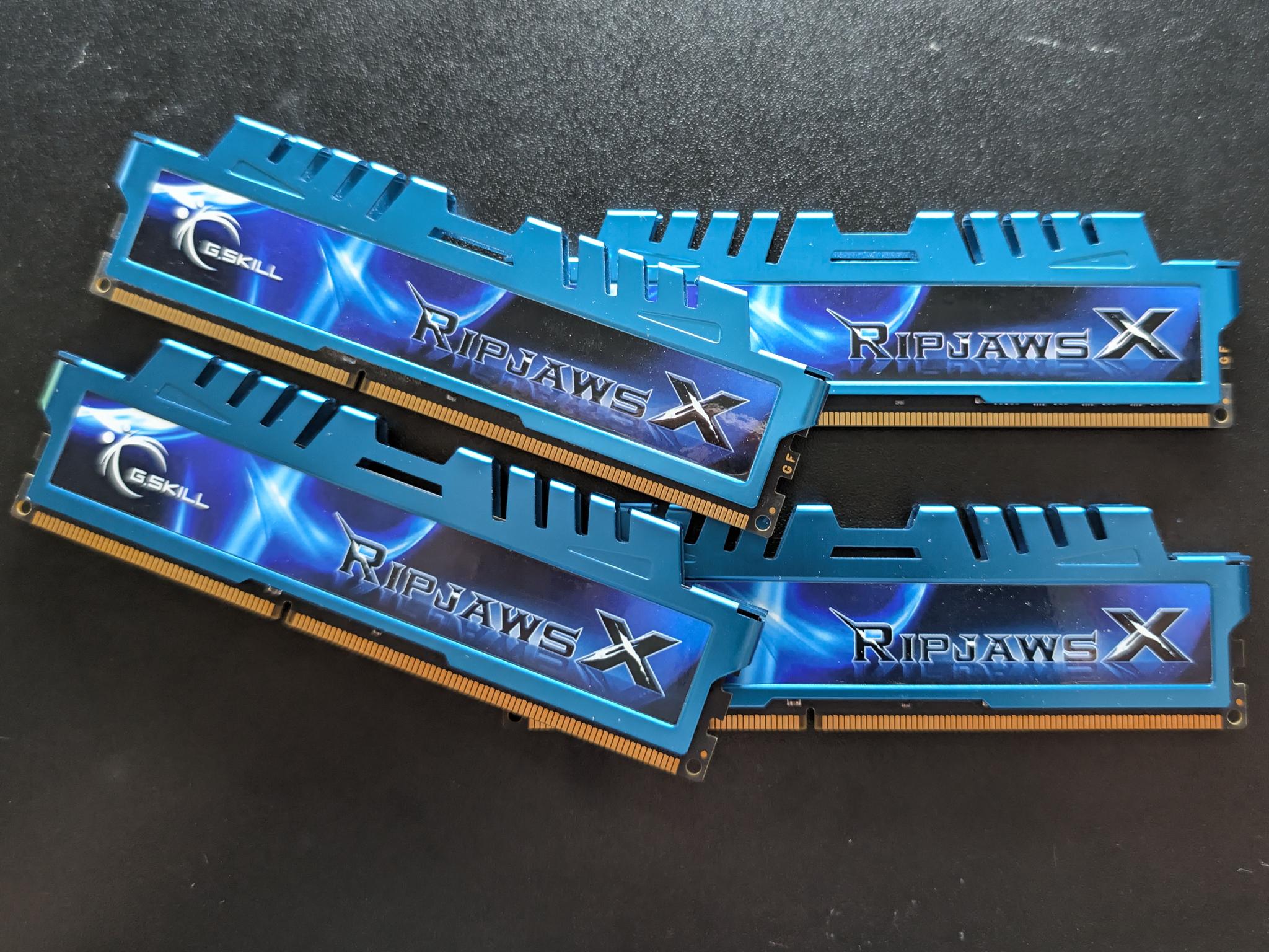 G.Skill RipjawsX 32GB (4x8GB) DDR3 RAM 1600 MHz Blue