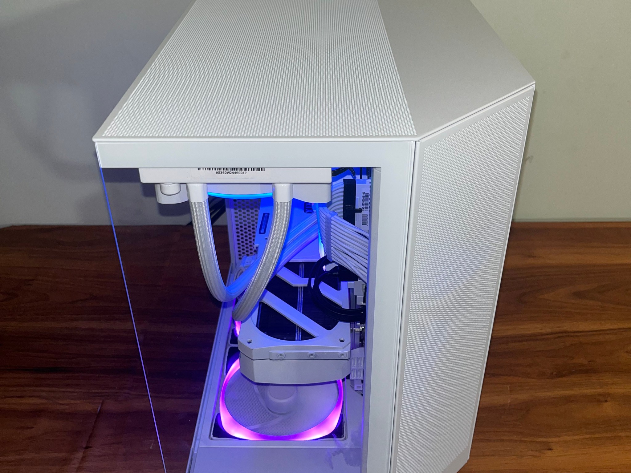 ❄️GlacierCore| RTX 5070 Ti | Intel Ultra 7 | 32GB DDR5 6000MHz | 2TB SSD | NZXT H6 Elite LCD Display