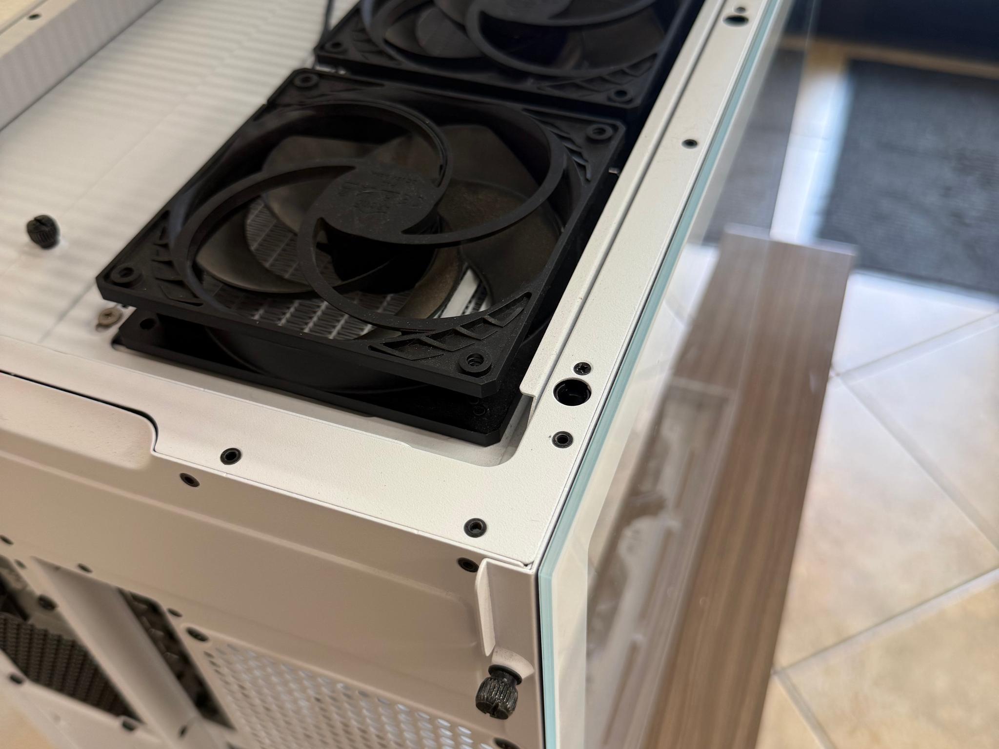 🤍 White Flagship Creator & Gaming PC | Ryzen 9 9950X3D | RTX 5080 Founders Edition | 64GB DDR5