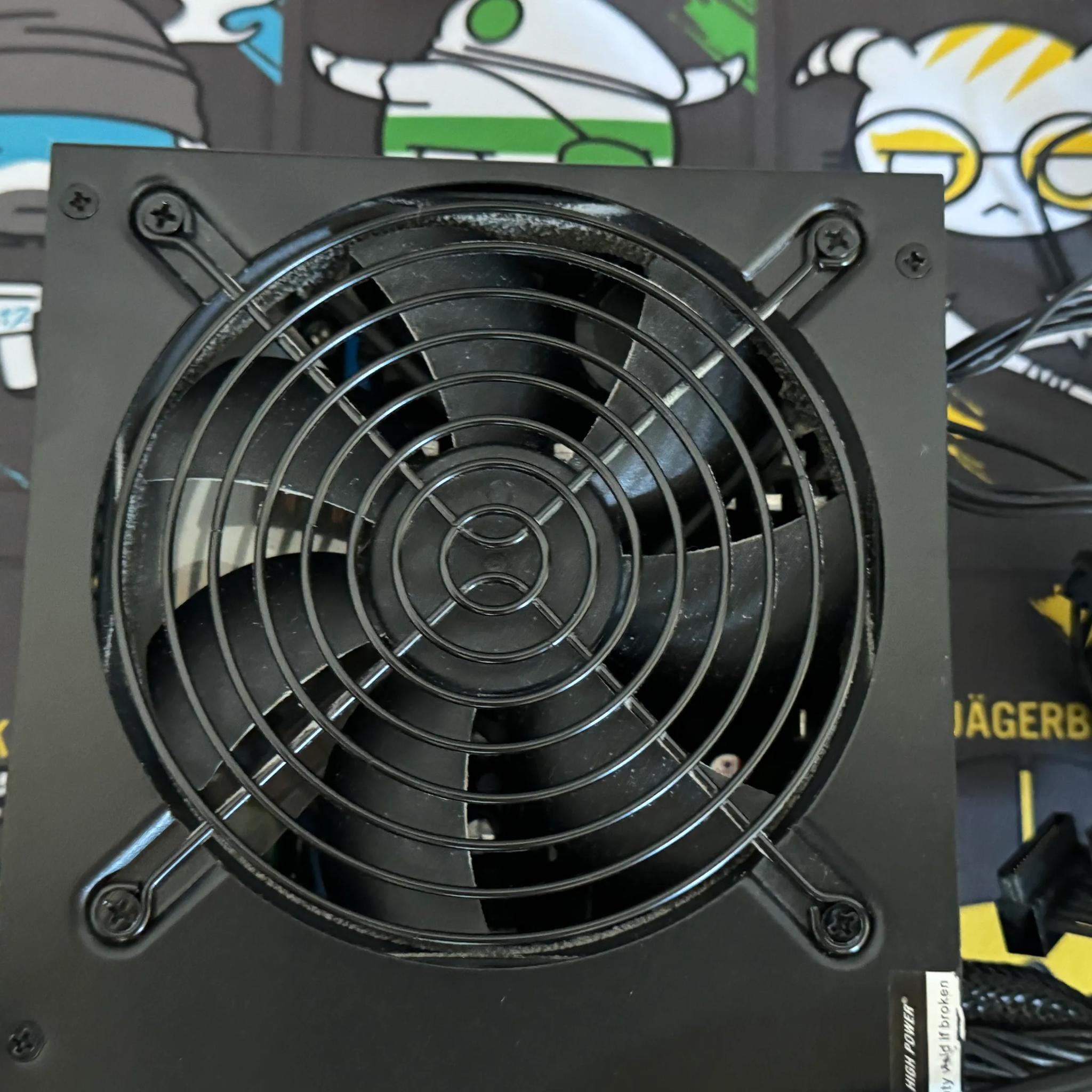 ATX PSU, High Power, 80 Plus Gold Rated, 600 Watt Used Non-Modular Power Supply