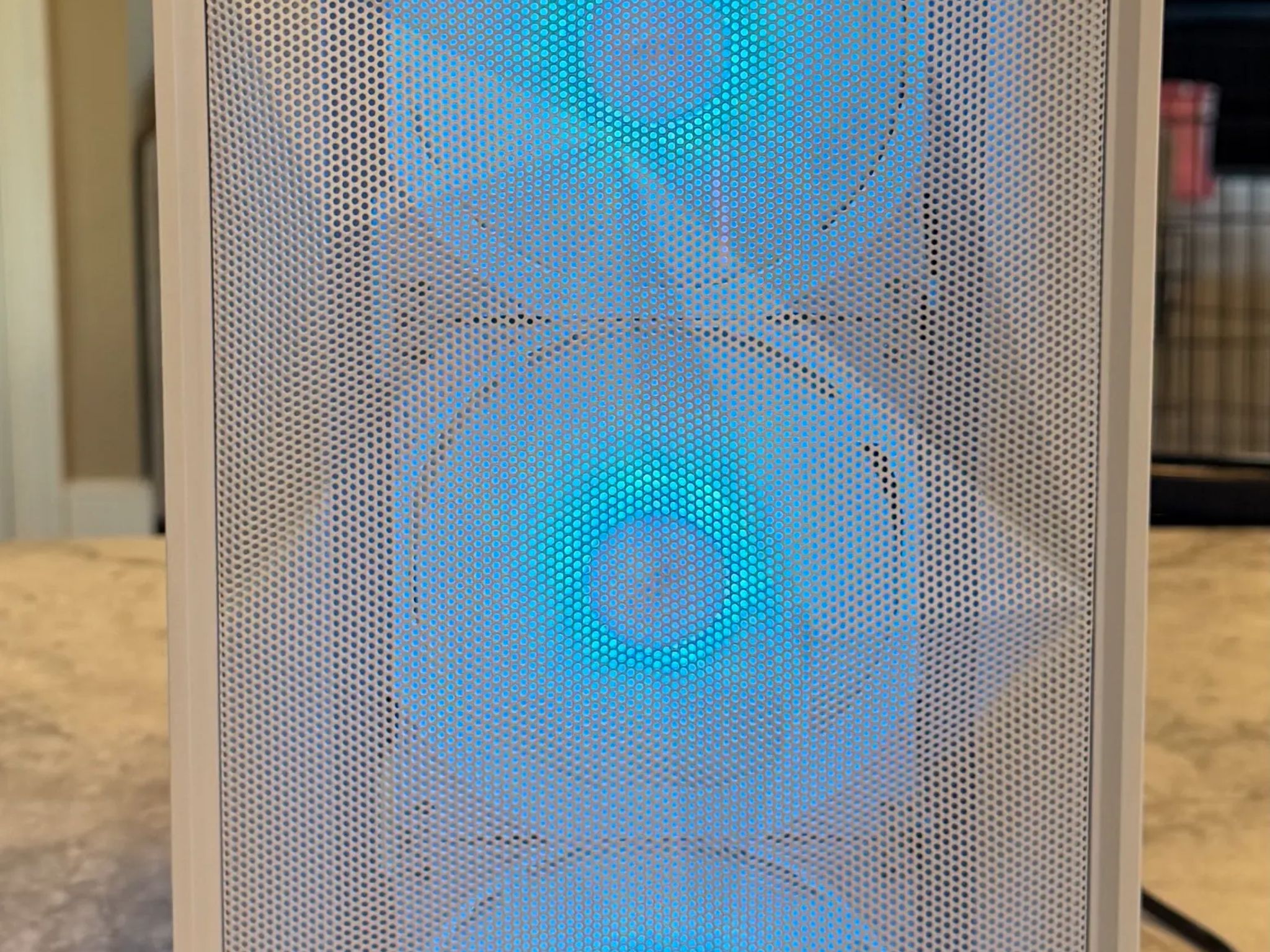 Iced Yeti         [ GeForce RTX 3070,   Ryzen 5 5600x,  1TB SSD,  32GB DDR4,   850W