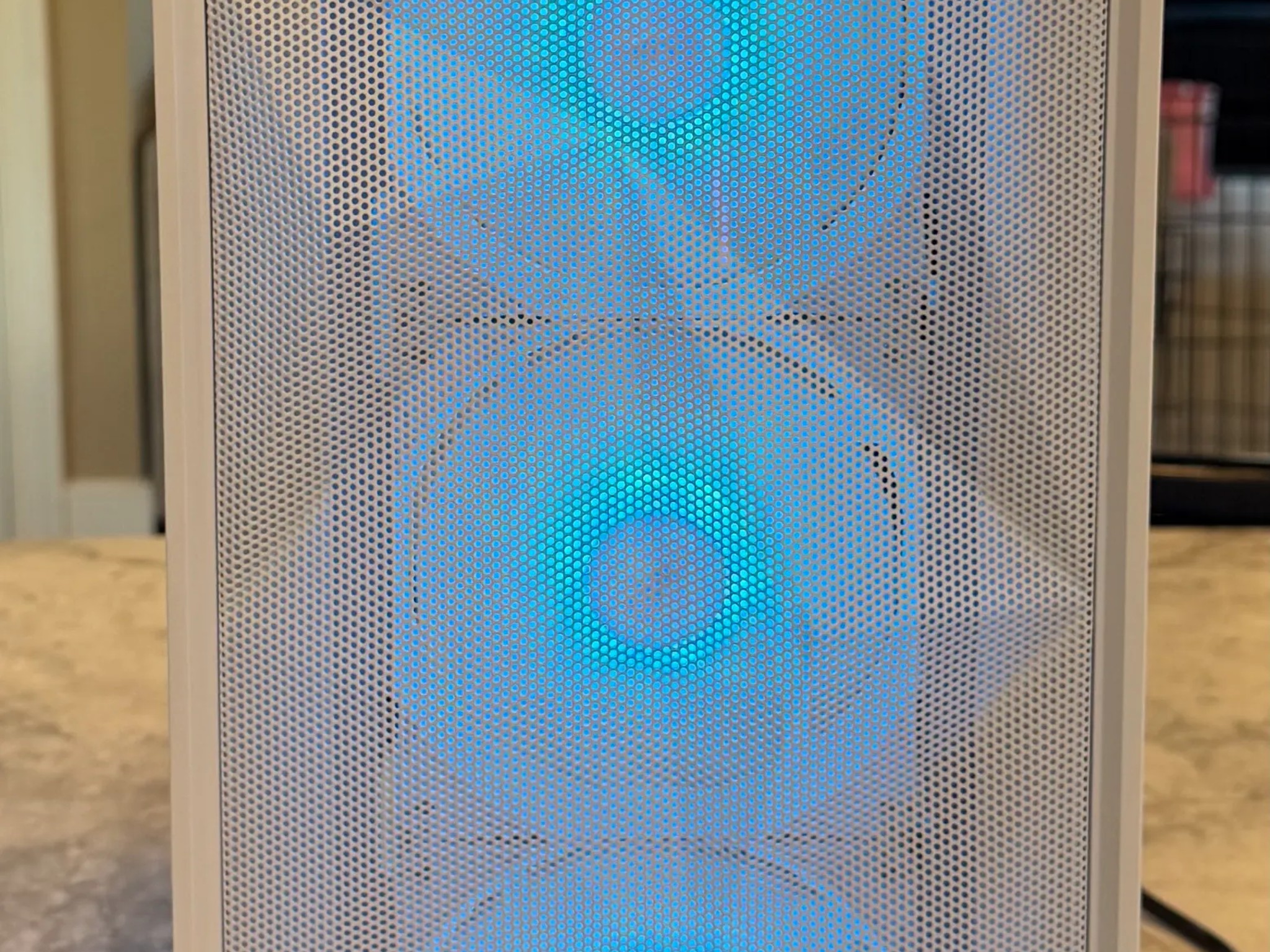 Iced Yeti         [ GeForce RTX 3070,   Ryzen 5 5600x,  1TB SSD,  32GB DDR4,   850W