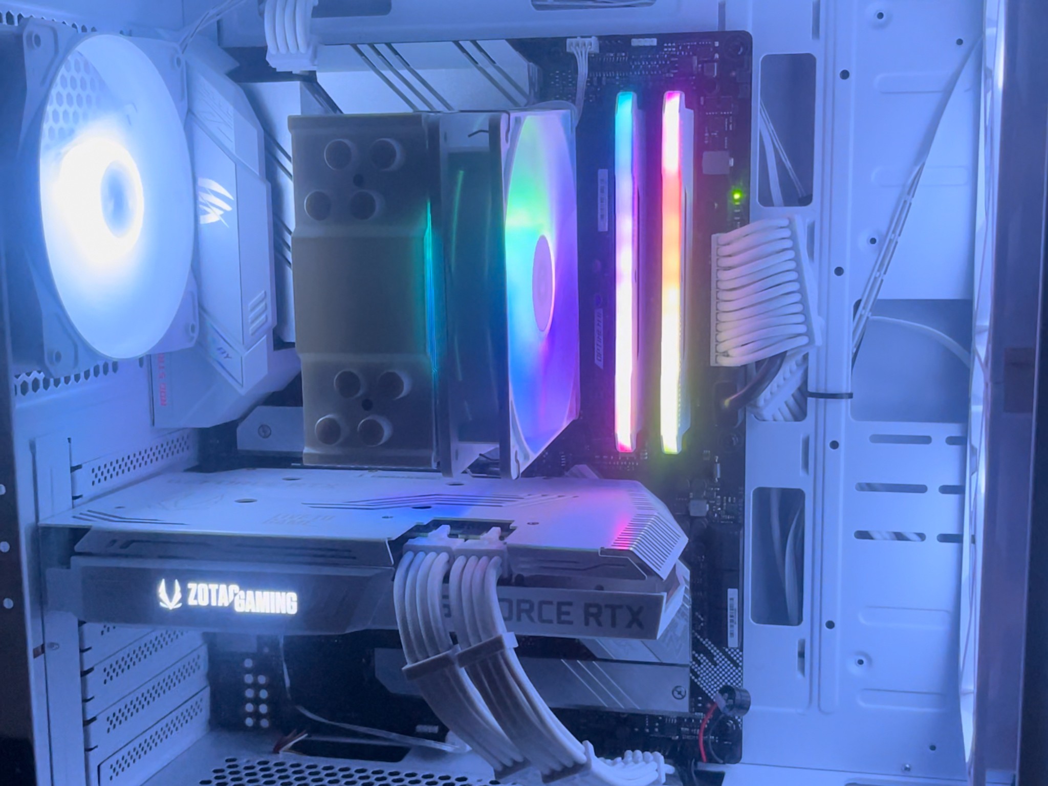 Nvidia RTX 3070 | RYZEN 5 5600X | 16GB RAM | 1TB M.2 NVMe SSD | White Gaming PC