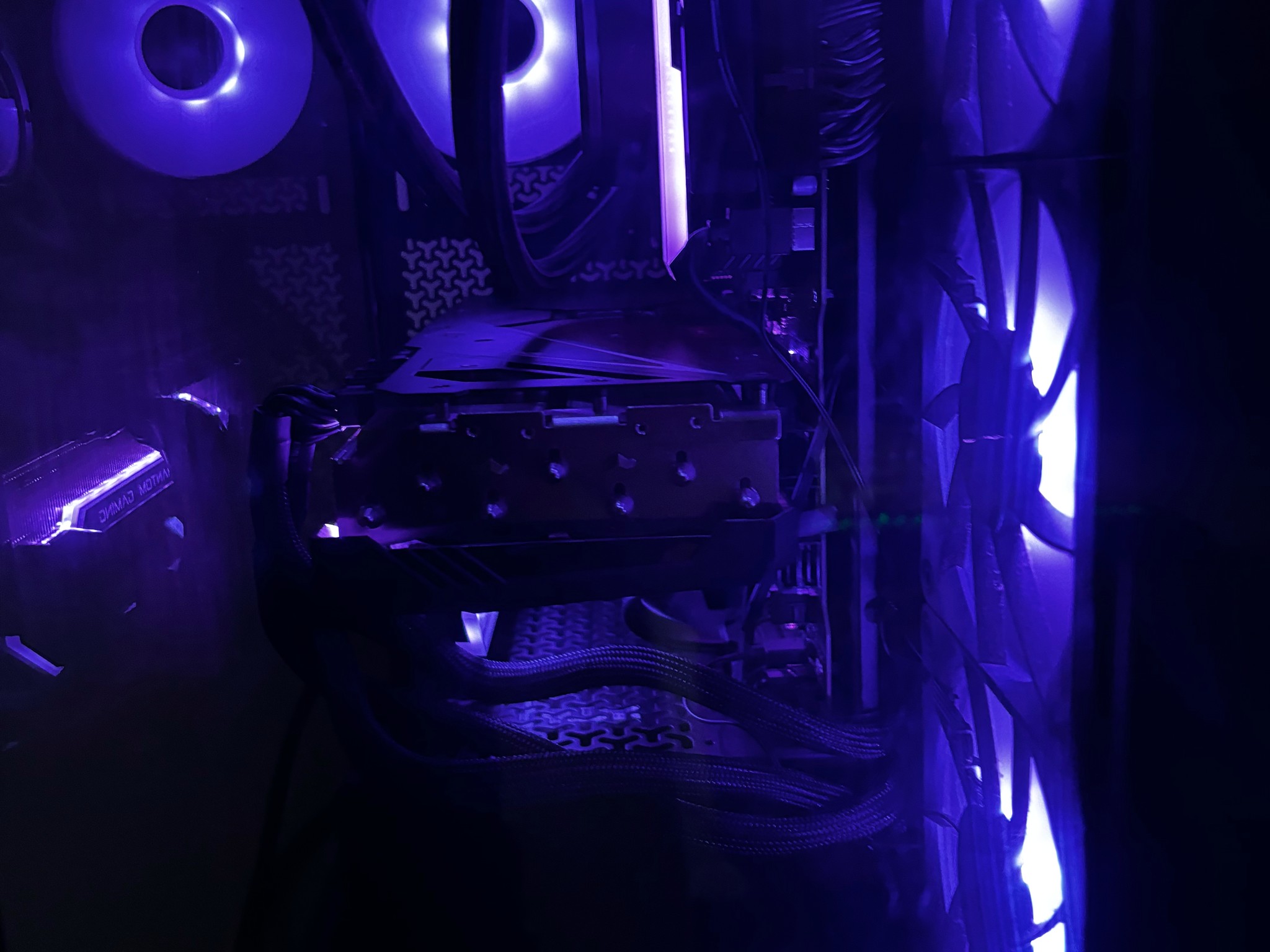 ryzen 5 5600x b550 motherboard 7900xtx phantom 24g asrock gpu 1600 watt evga power supply