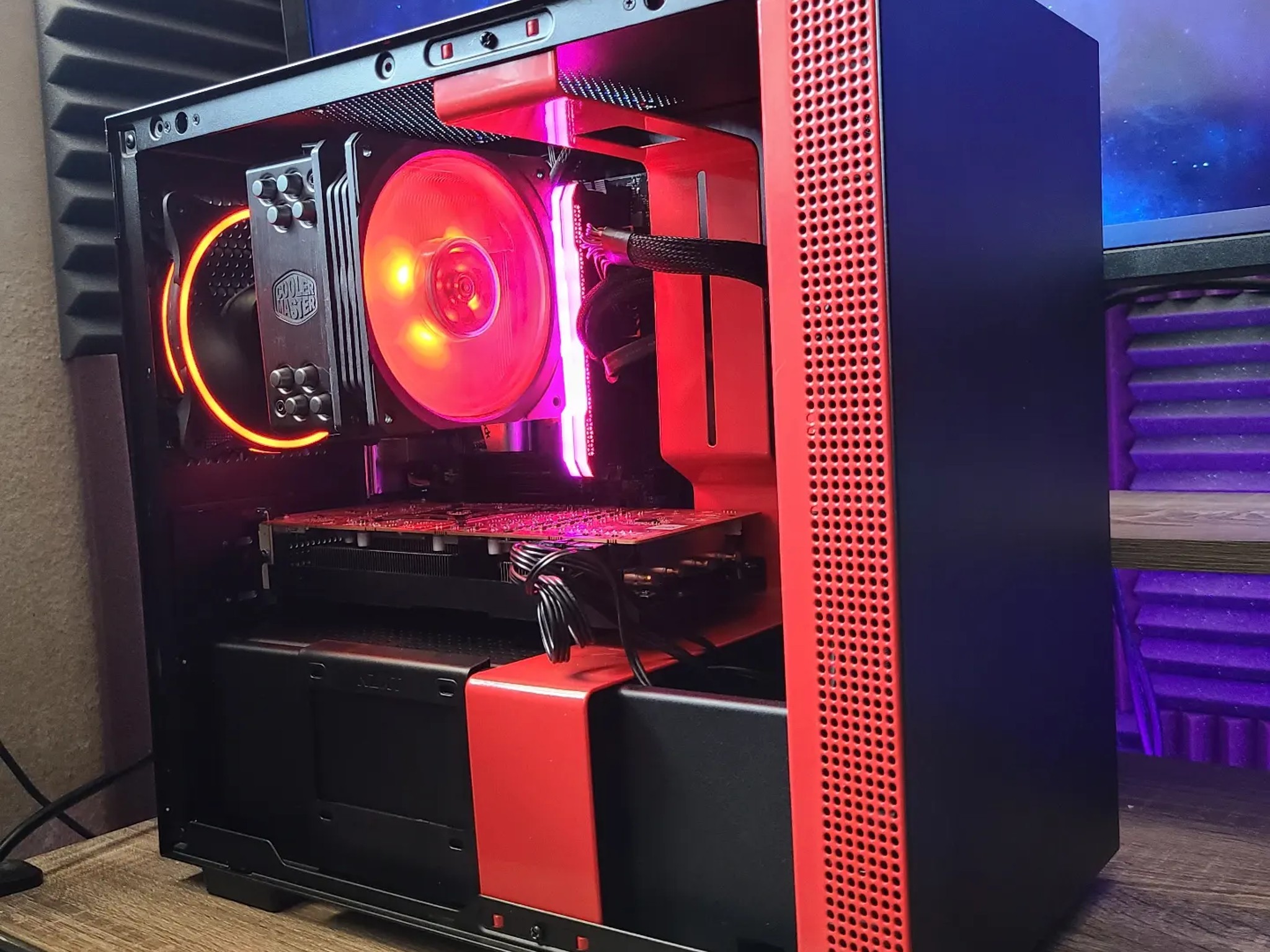 "Red" | RX 5700XT | intel 10100 | 16GB Corsair VENGEANCE