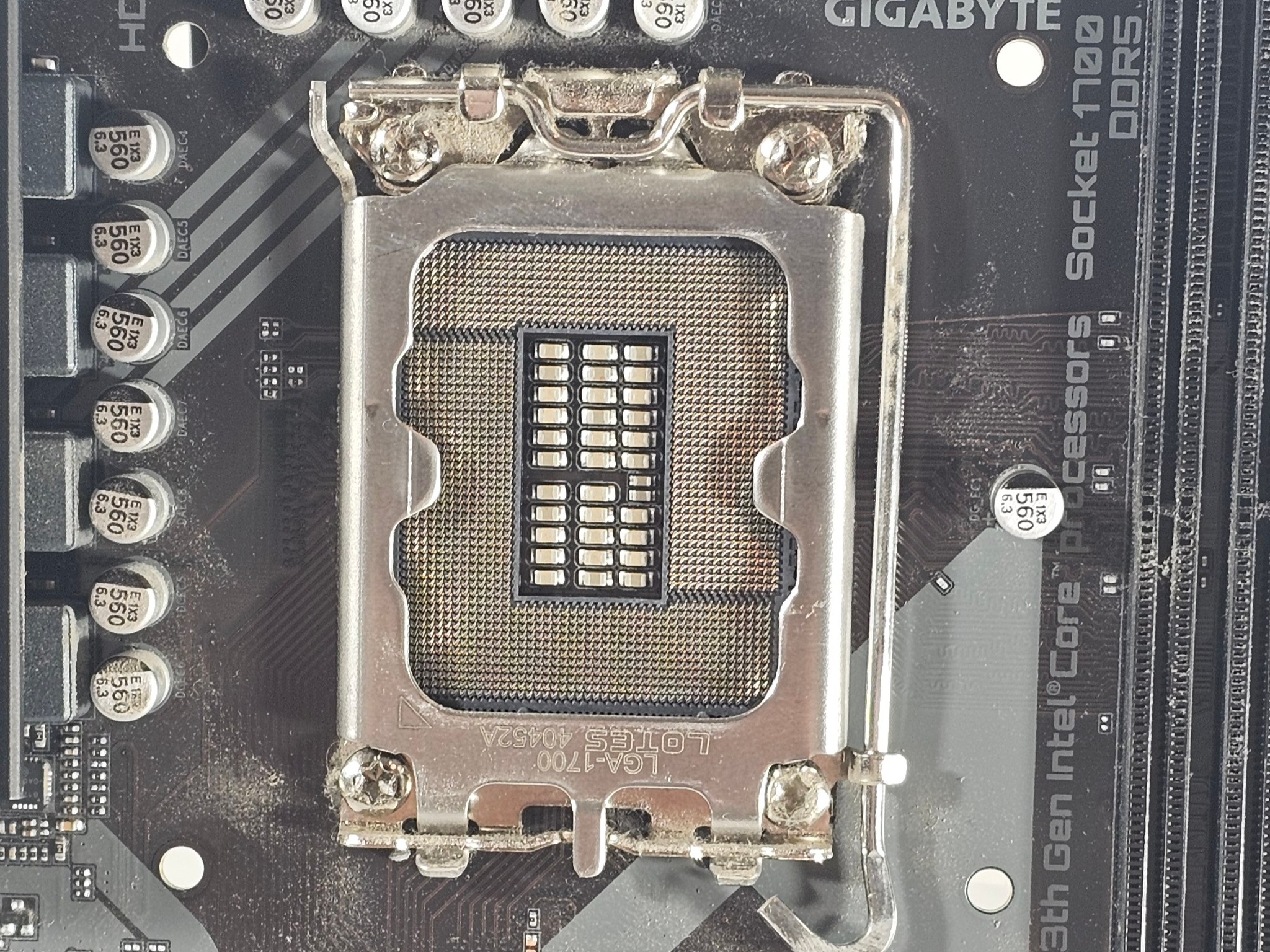 Gigabyte B760 LGA1700 ATX Motherboard DDR5 - Intel LGA1700