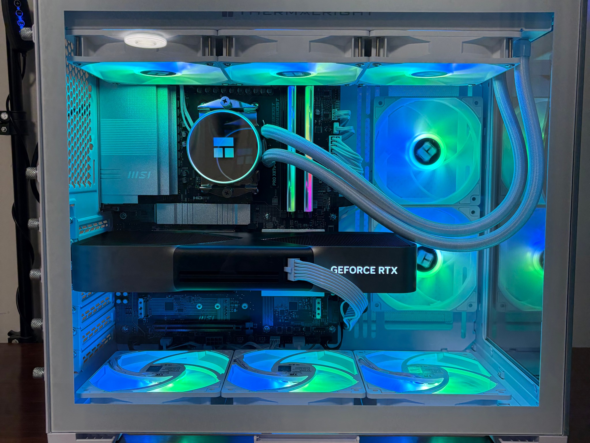 RTX 5080 | Ryzen 7 7800X3D | 64GB DDR5 | 2TB NVMe | 850W Gold | Lian Li O11 Dynamic Mini (White)