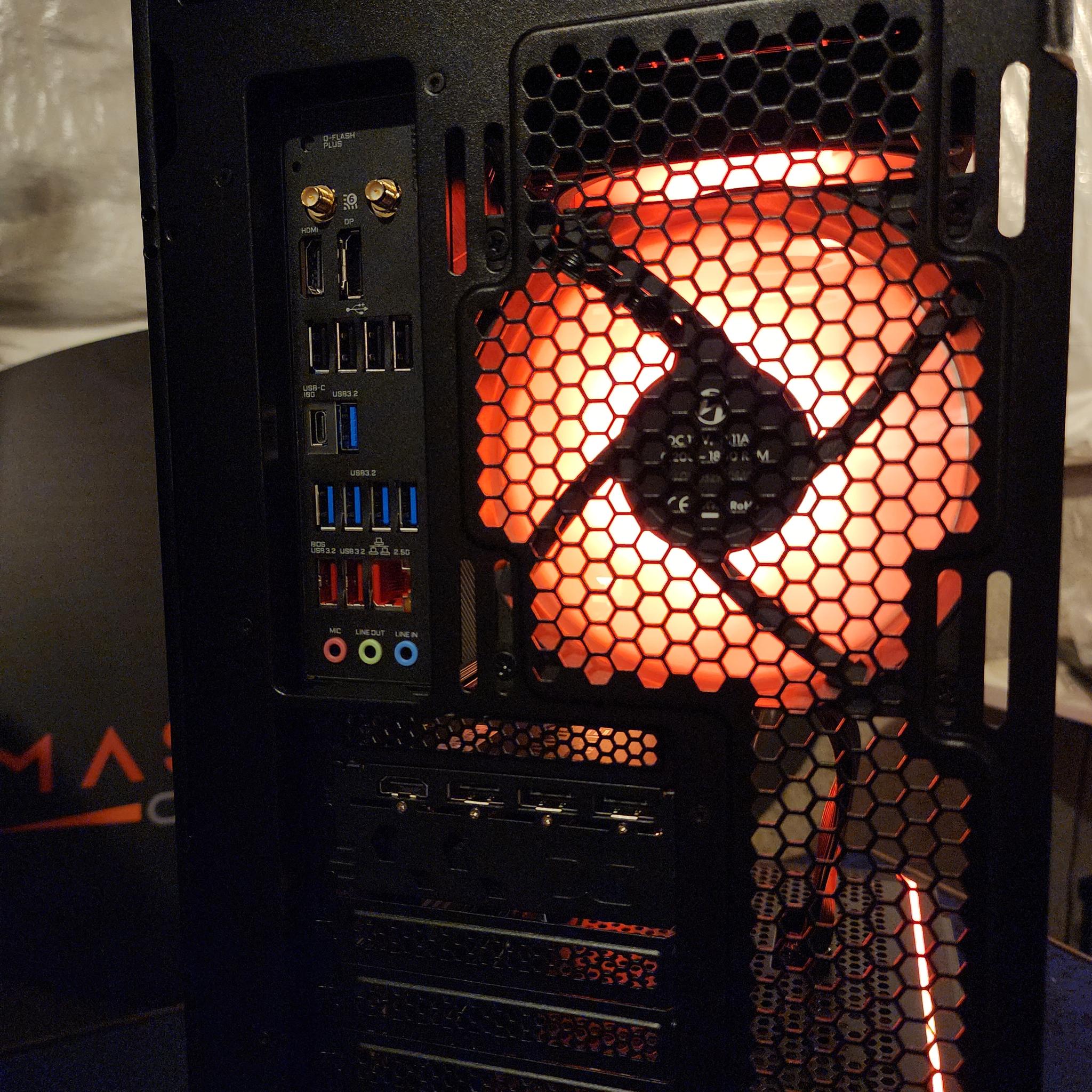 RX 9070 XT / Ryzen 9 9900X / 32GB DDR5 RAM / 1TB NVMe