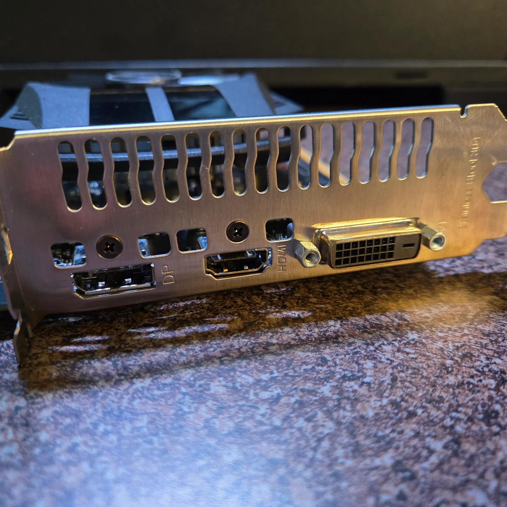 GTX1650 GDDR6 Asus Phoenix single-fan ITX-friendly GPU
