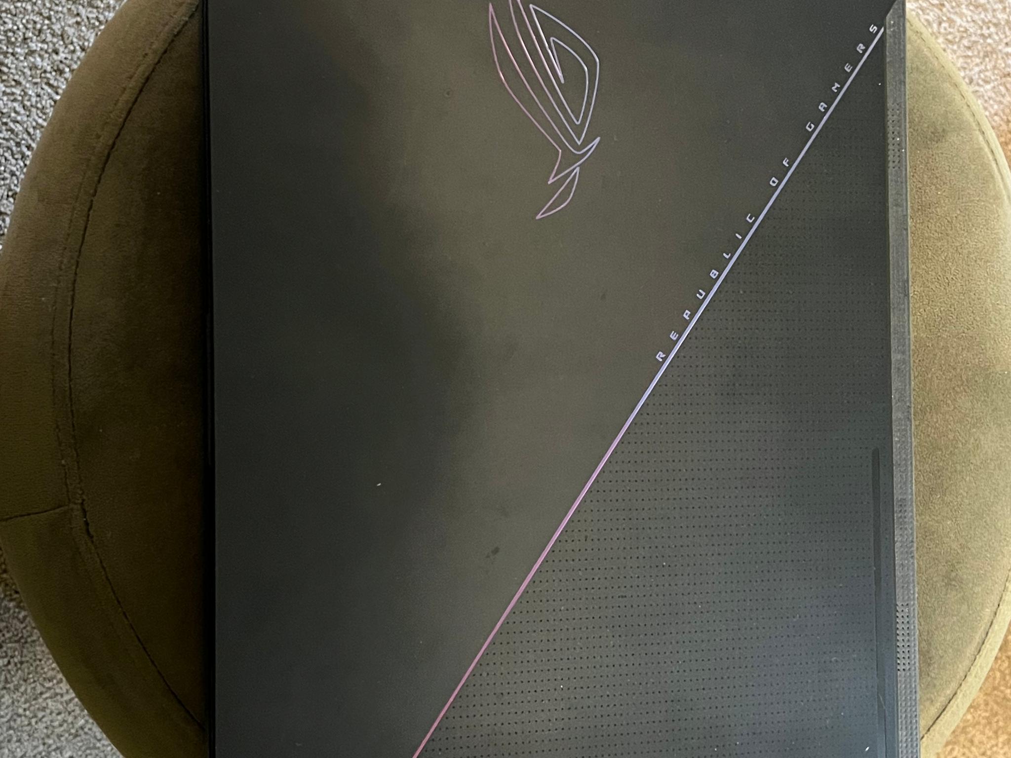 Asus ROG Zephyrus Duo 16 Gaming Laptop - R9 6900HX / RTX 3080 Ti