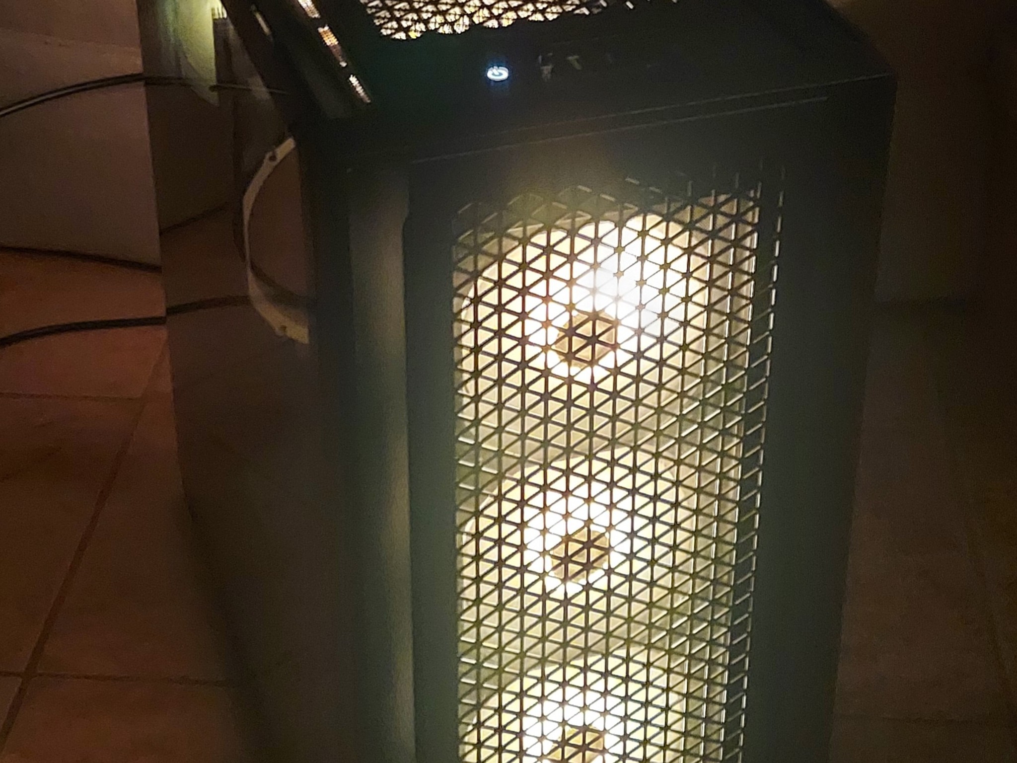 Tall, Dark, and Handsome >;}    7700 XT, Ryzen 7 3800X, Corsair 4000D -- Custom 2k / 4k Gaming Build