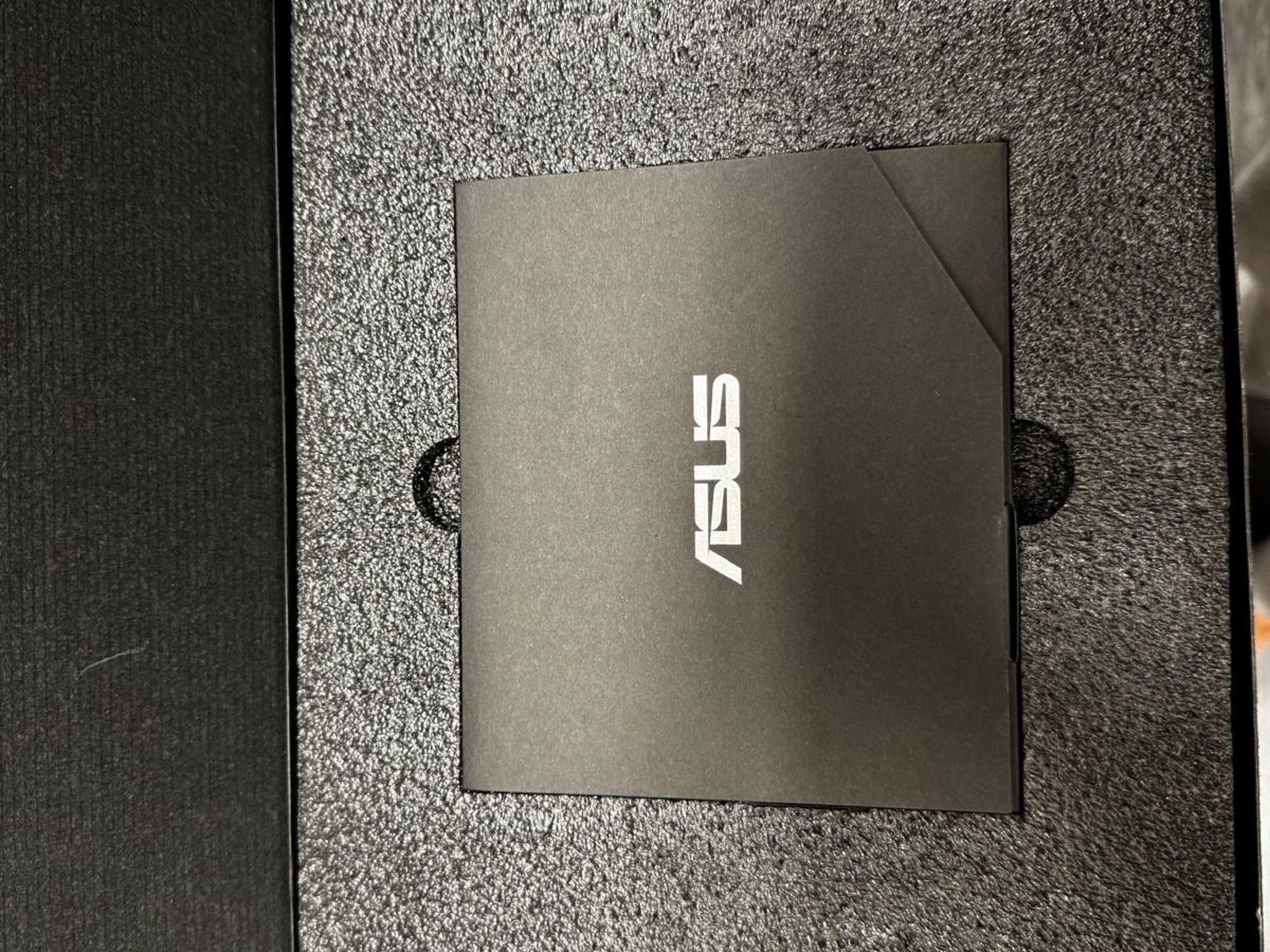 ASUS SFF-Ready Prime GeForce RTX™ 4070 Ti Super