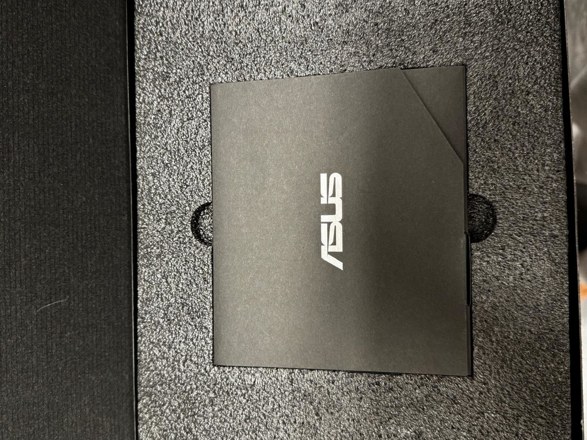 ASUS SFF-Ready Prime GeForce RTX™ 4070 Ti Super