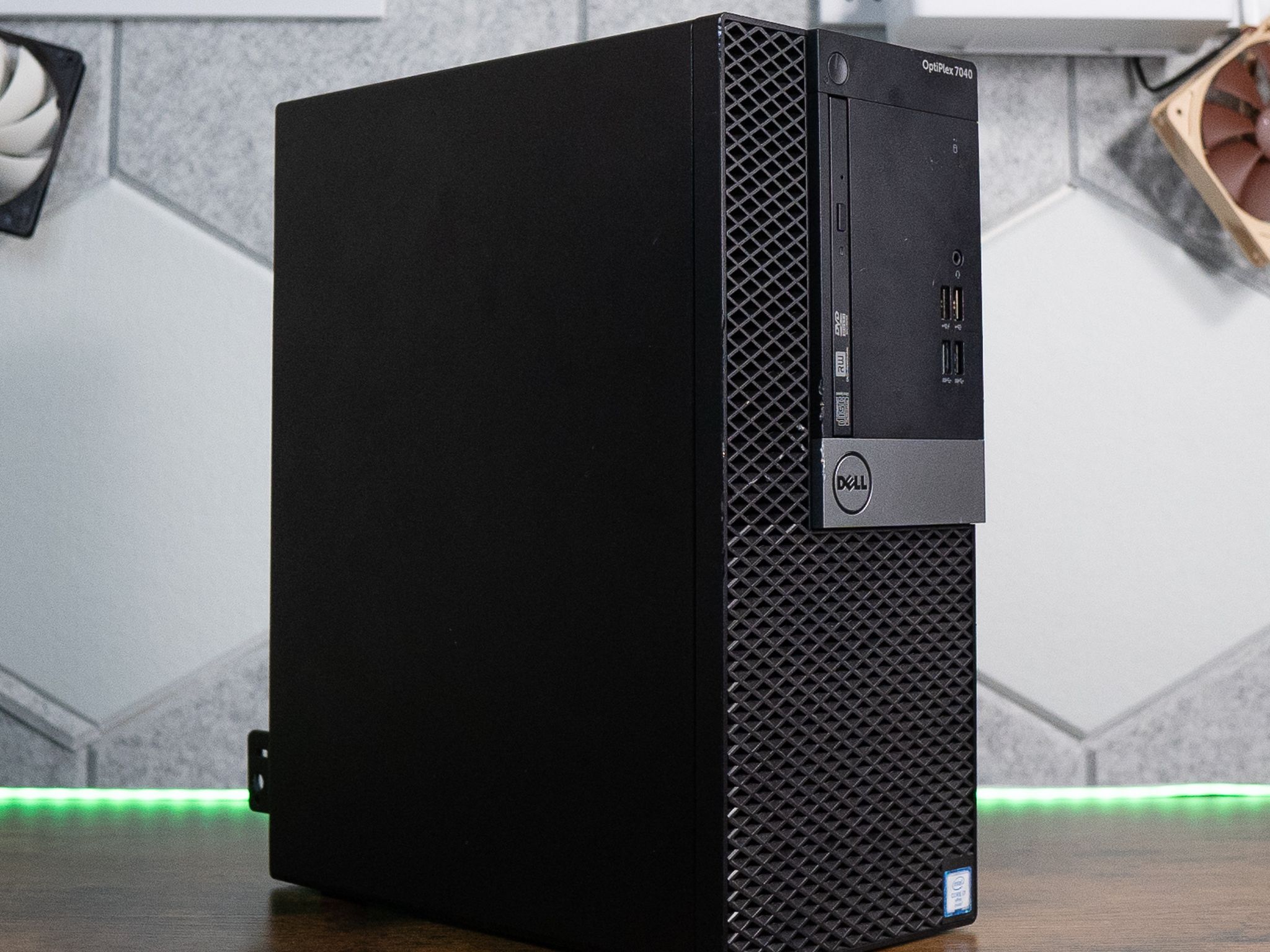 🕹️🕹️ | MSI AERO RX 560 | INTEL i7 6700 | 16GB DDR4 RAM | 512GB NVME SSD | Sleeper Build |