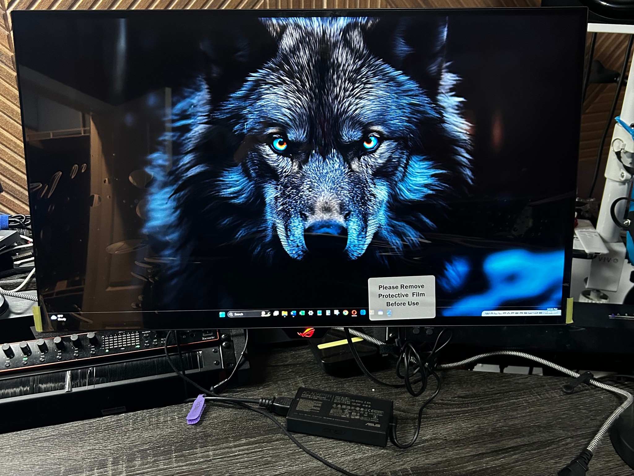 ASUS ROG 27" OLED (480hz Refresh Rate) 2K 2560x1440 (0HRS USED) (CYBER MONDAY DROP)