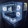 BRAND NEW WHITE GAMING PC – RX 9070 XT