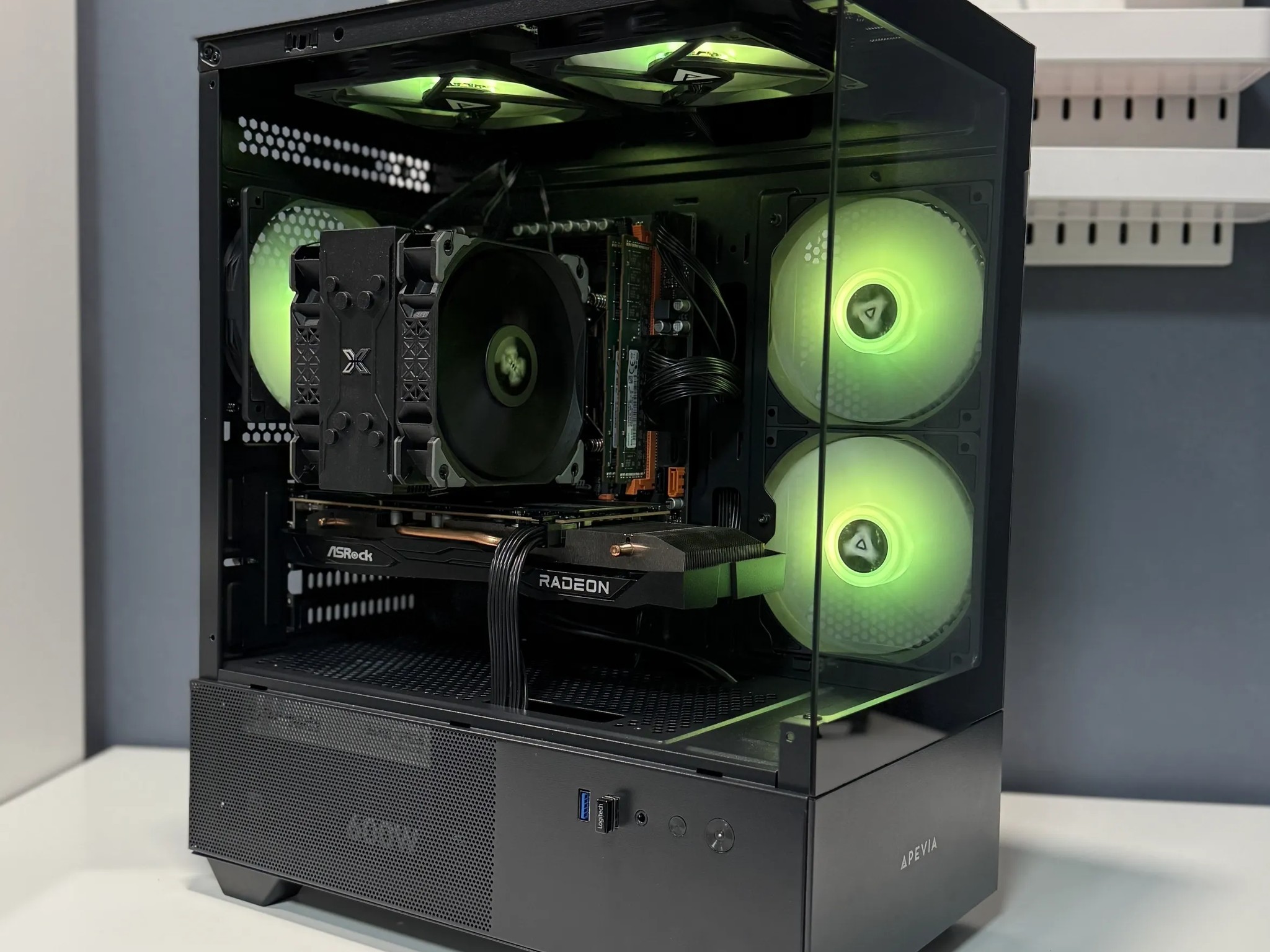 Budget Gaming PC - Rx 6600 xt _ 1 TB SSD _ 64 GB RAM _ 14 Core Xeon CPU