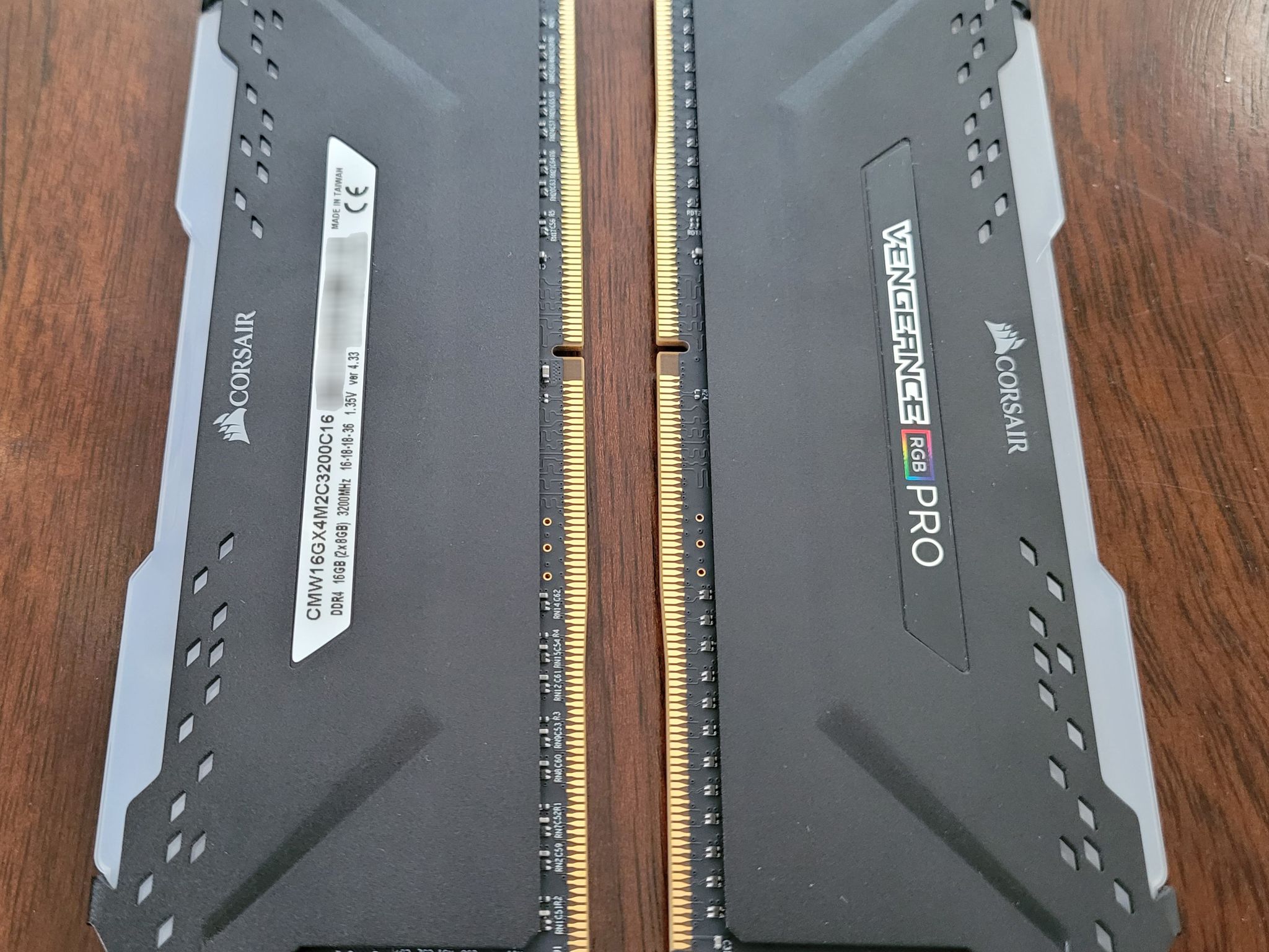 Corsair Vengeance RGB Pro Black 16 GB (2 x 8 GB) DDR4-3200 CL16 Memory (NO OG BOX)