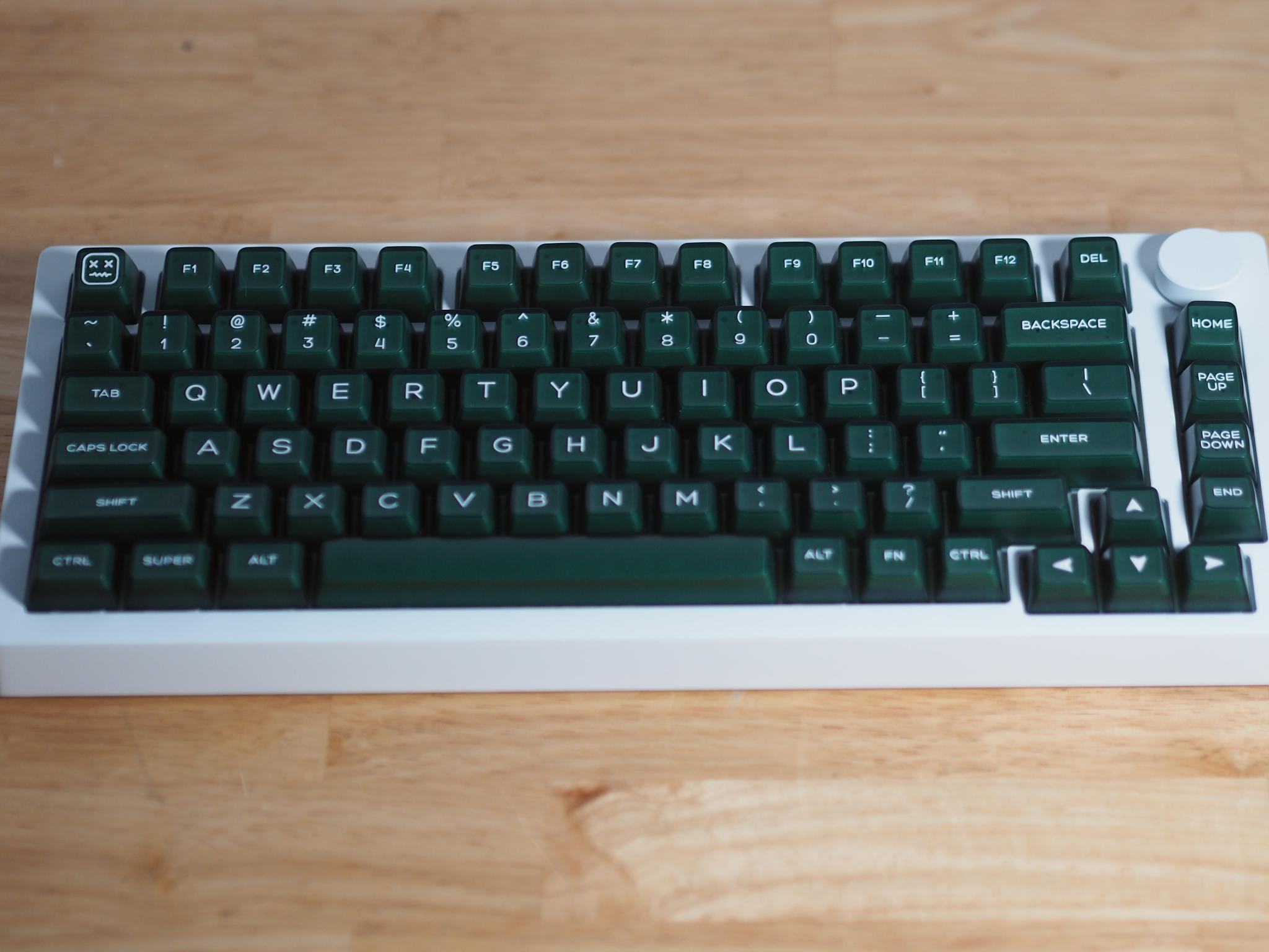 Custom built Creamy-thock 75% Keyboard