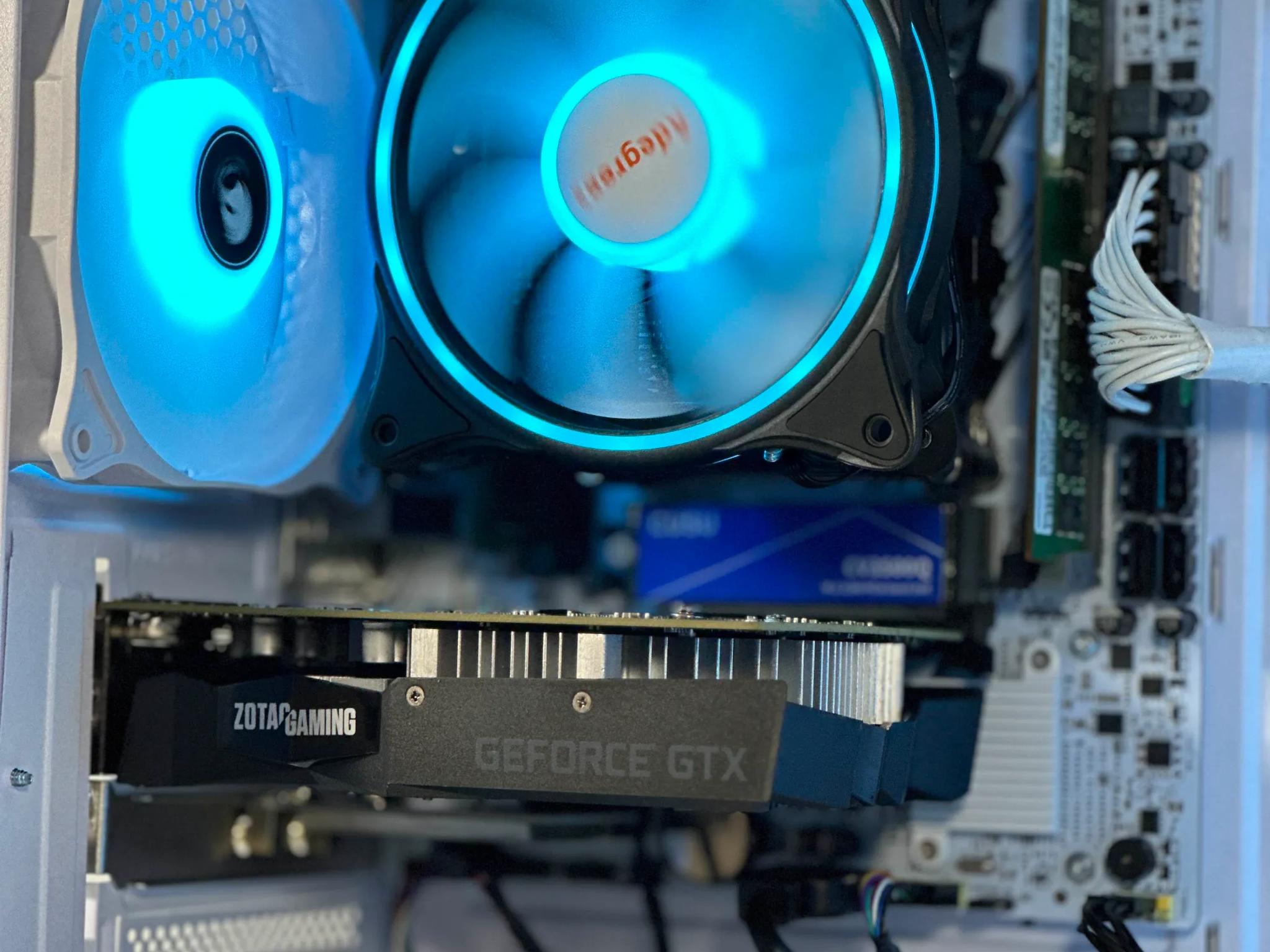 Intel i7 6 Core | GeForce GTX 1650 | 32GB RAM | 512GB SSD | WIFI + Bluetooth | 1080p White Gaming PC