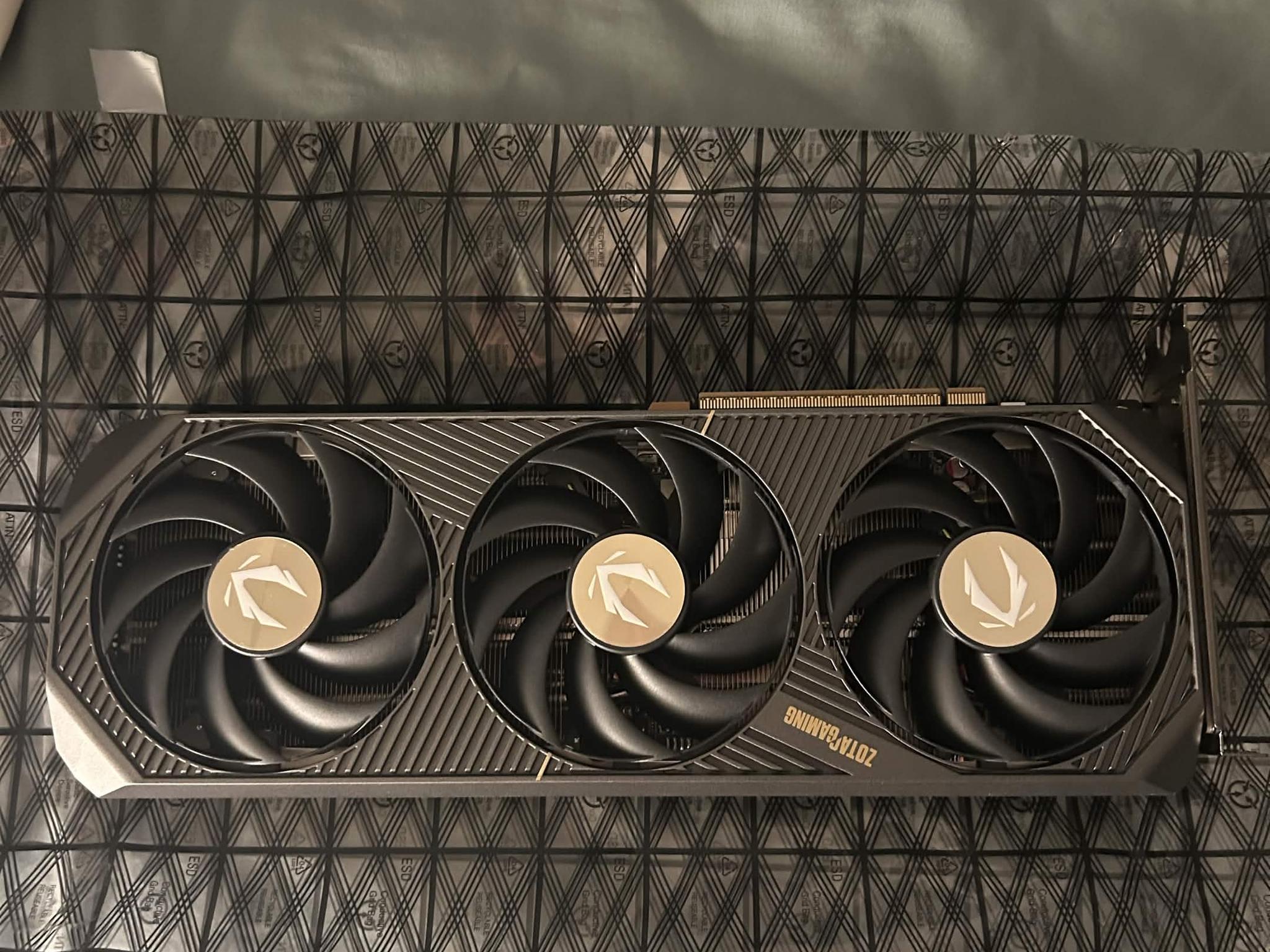 Zotac GAMING GeForce RTX 5070 SOLID CORE OC