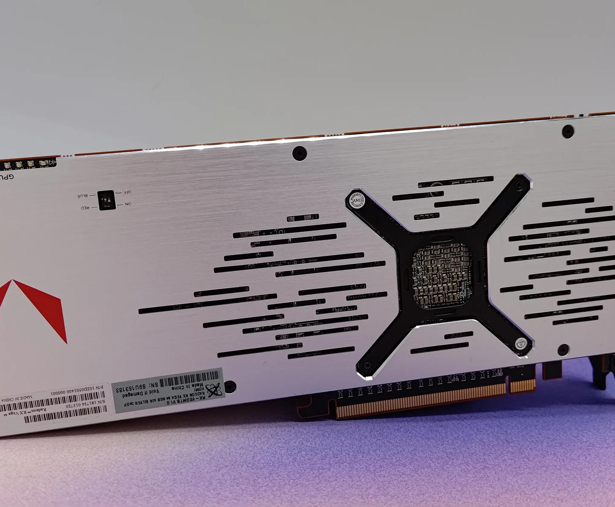 XFX RX Vega 64 Silver Edition