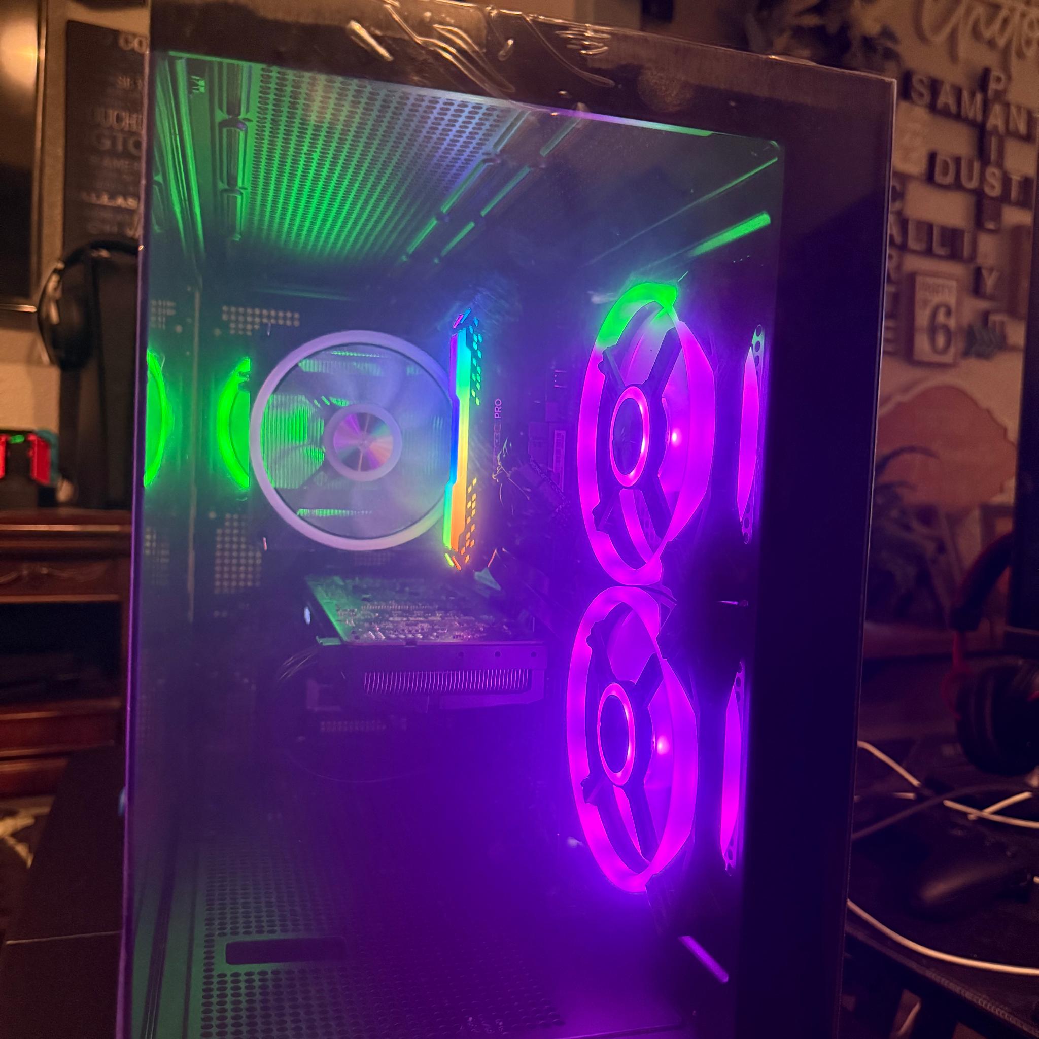 GeForce GTX 1070 Ti Custom Gaming PC - Core i5-7400, 16GB RAM, 512GB NVMe SSD